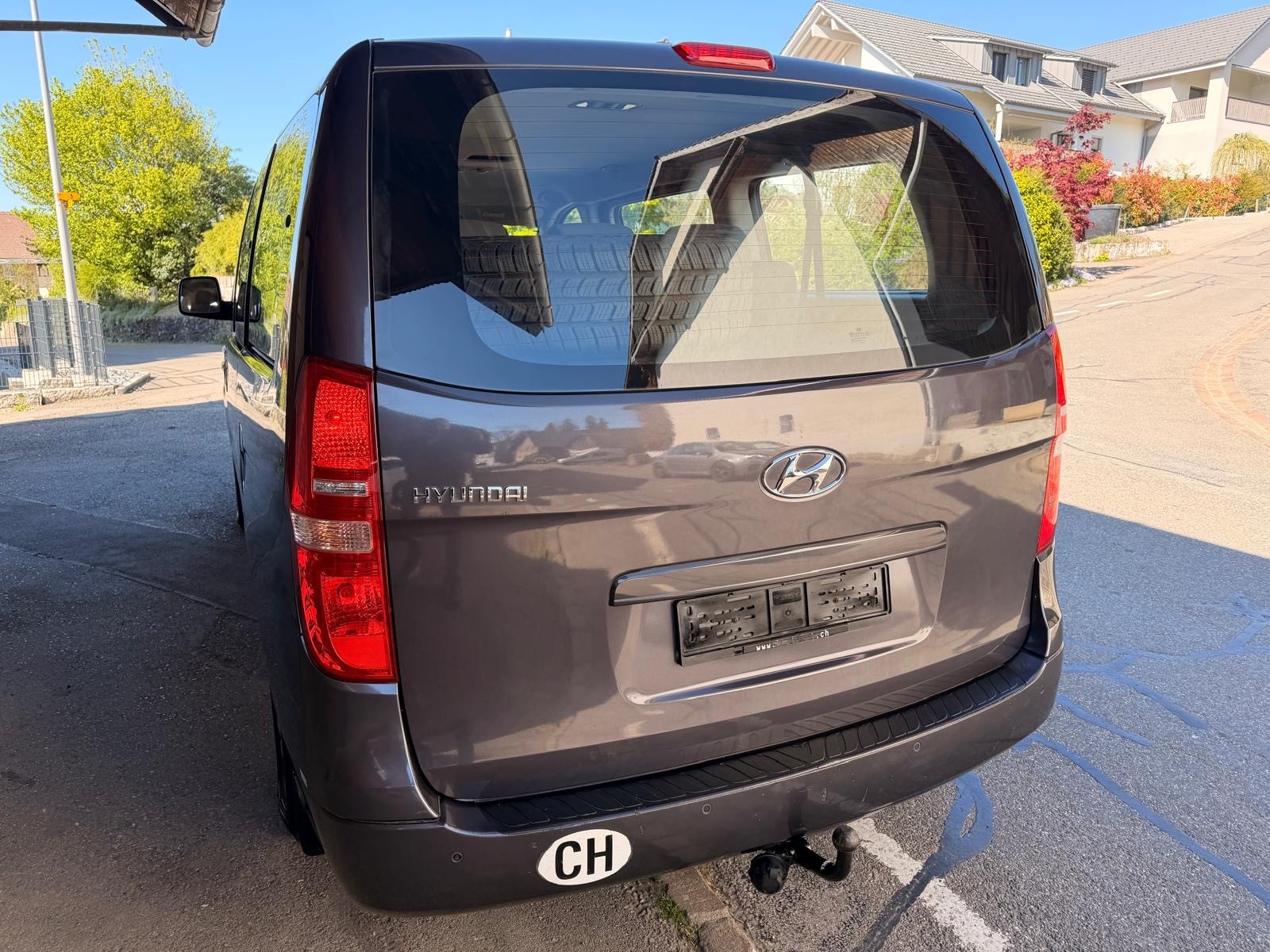 HYUNDAI H-1 People 2.5 CRDi-image-2