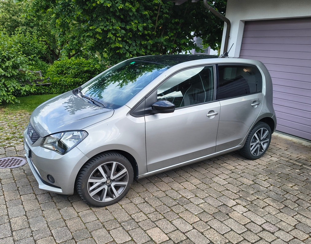 SEAT electric Plus