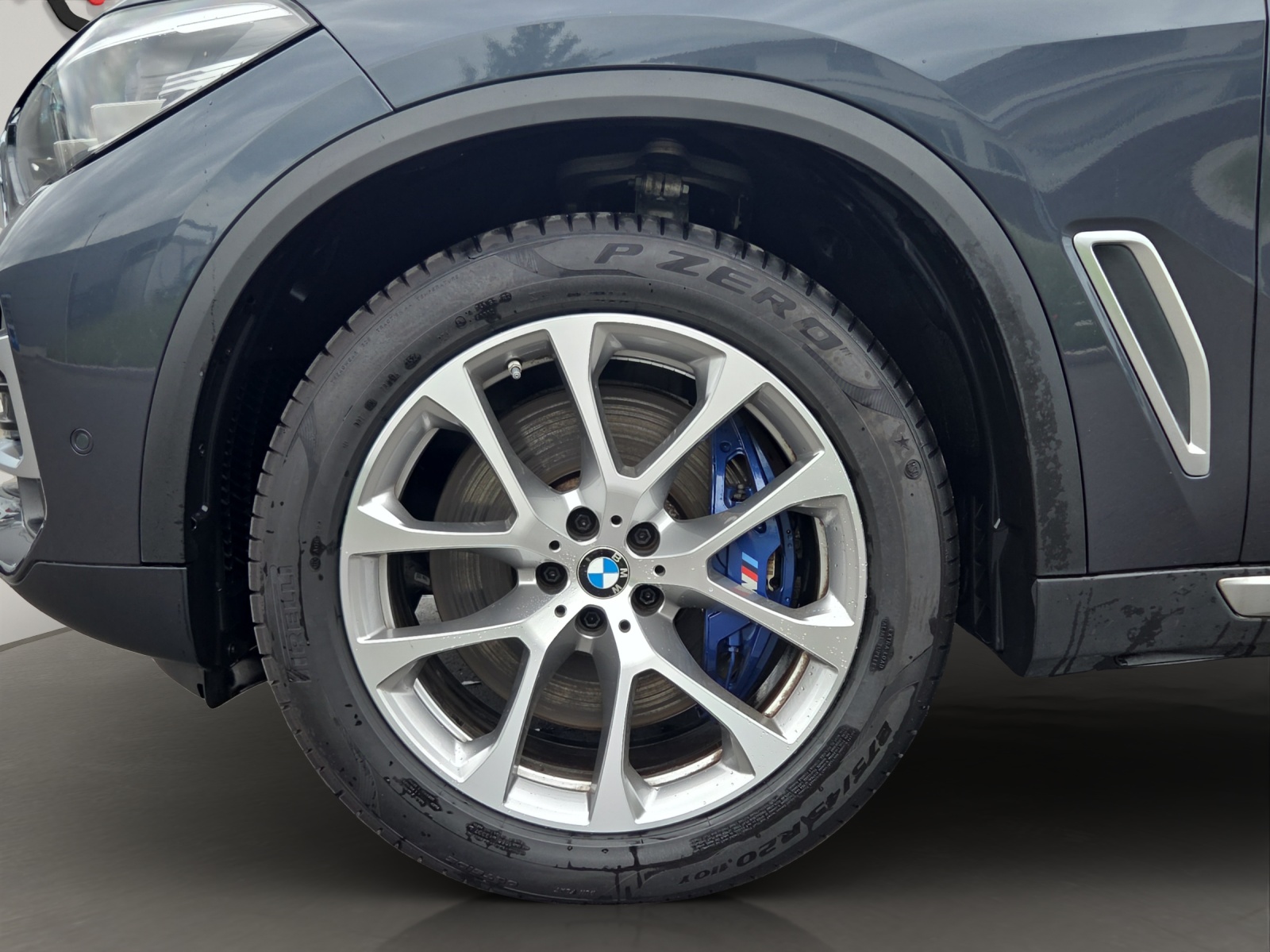 BMW X5 xDrive 48V 40d xLine Steptronic-image-5