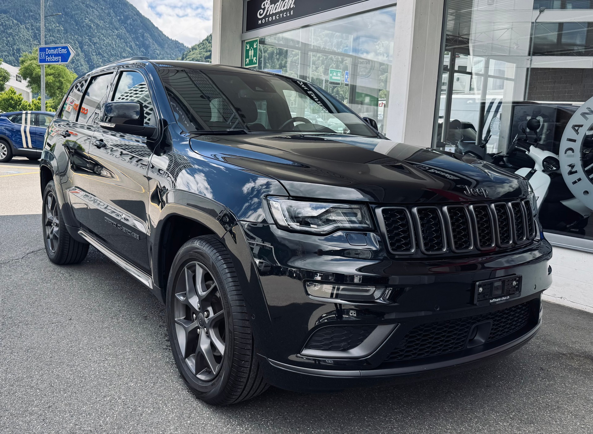 JEEP Grand Cherokee 3.0 CRD S-Limited Automatic-image-0