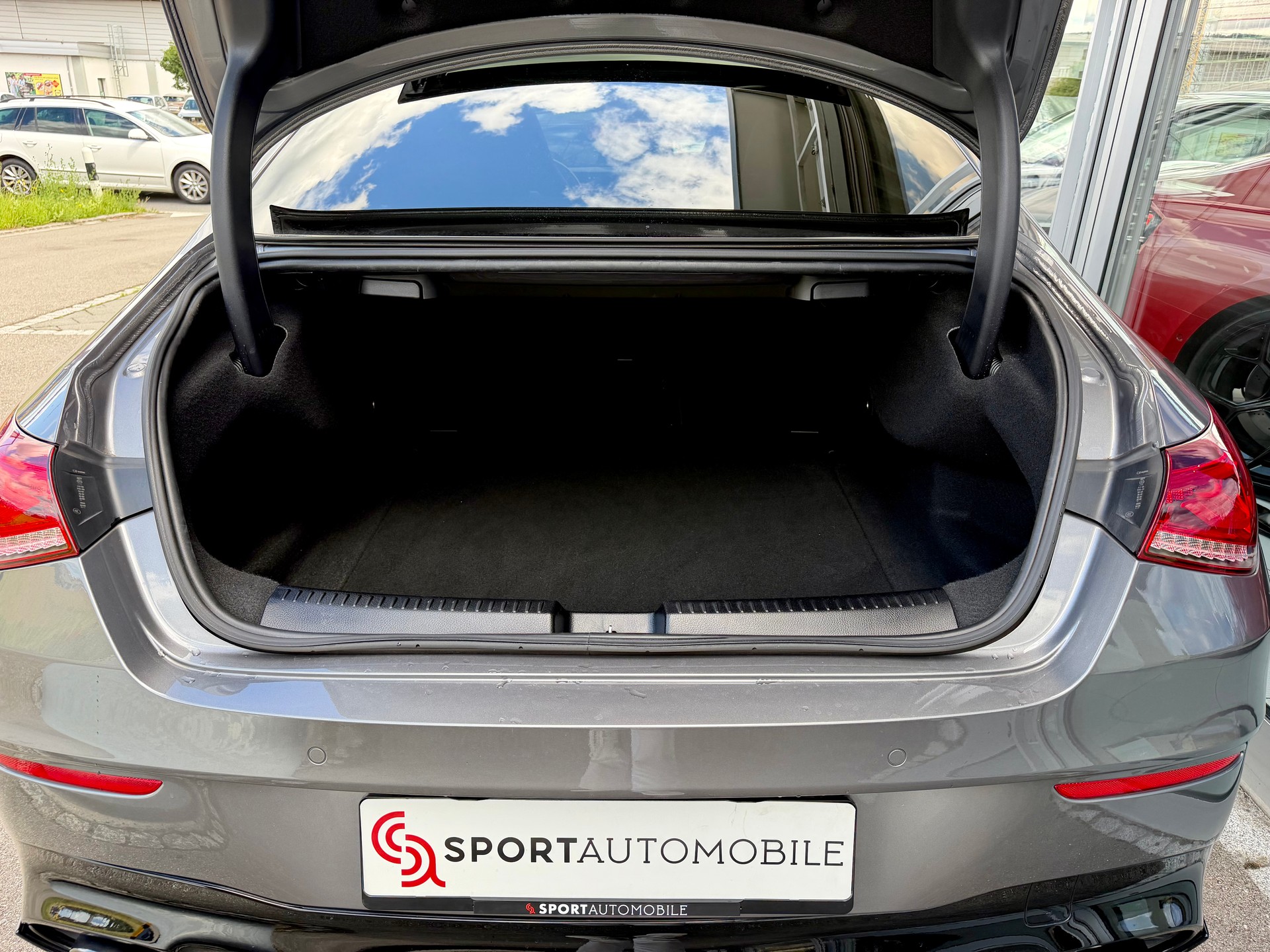 MERCEDES-BENZ CLA 35 AMG 4Matic 7G-DCT-image-11