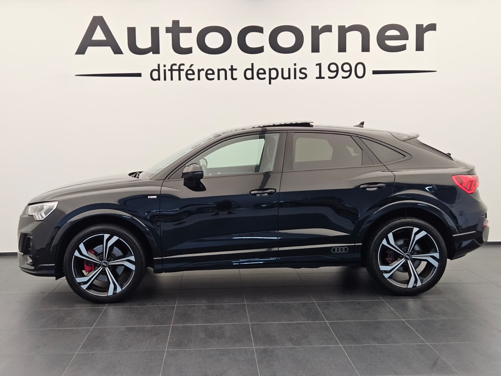 AUDI Q3 Sportback 40 TFSI S line quattro S-tronic-image-1
