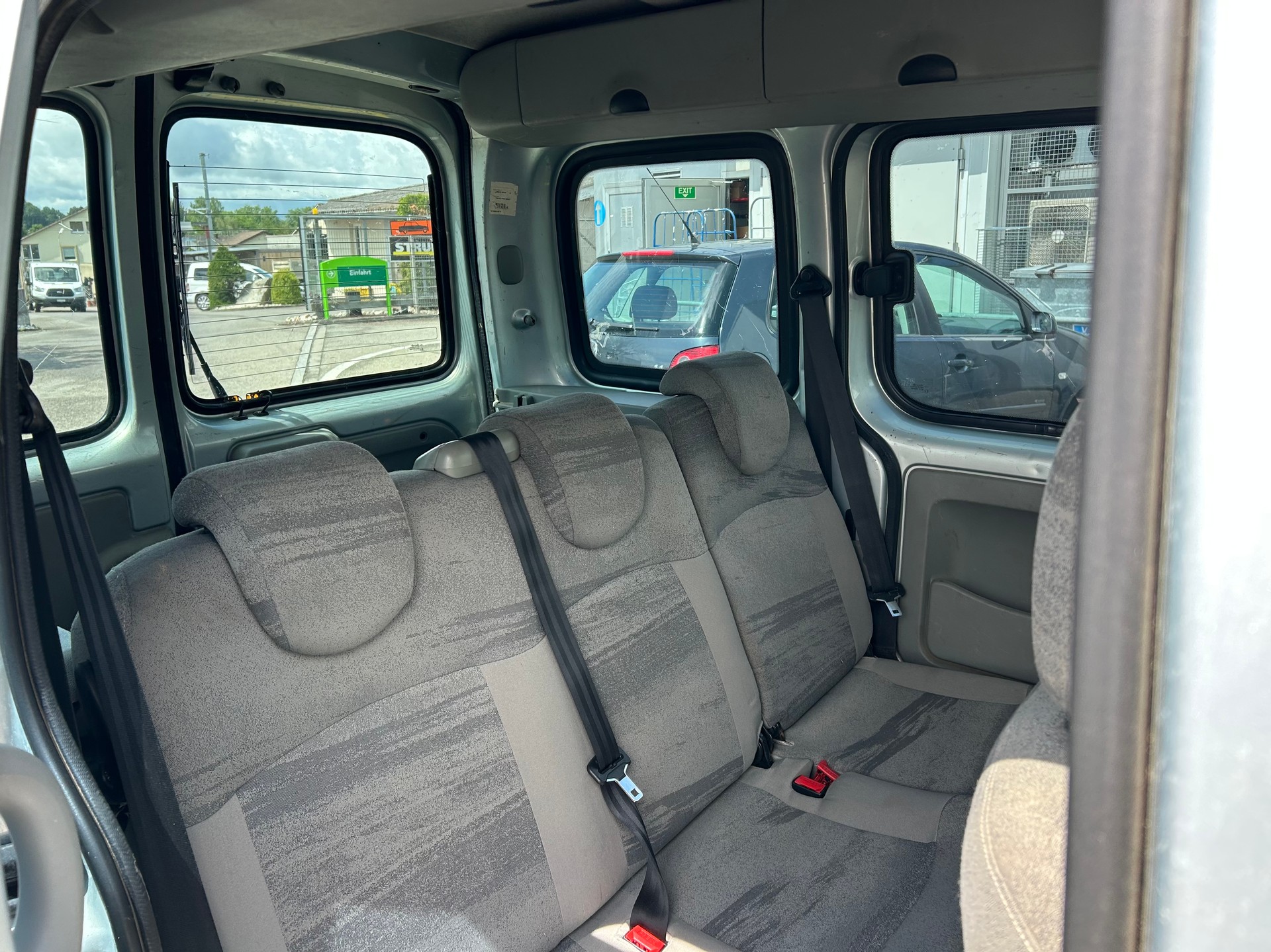 RENAULT Kangoo 1.5 dCi Authentique-image-10