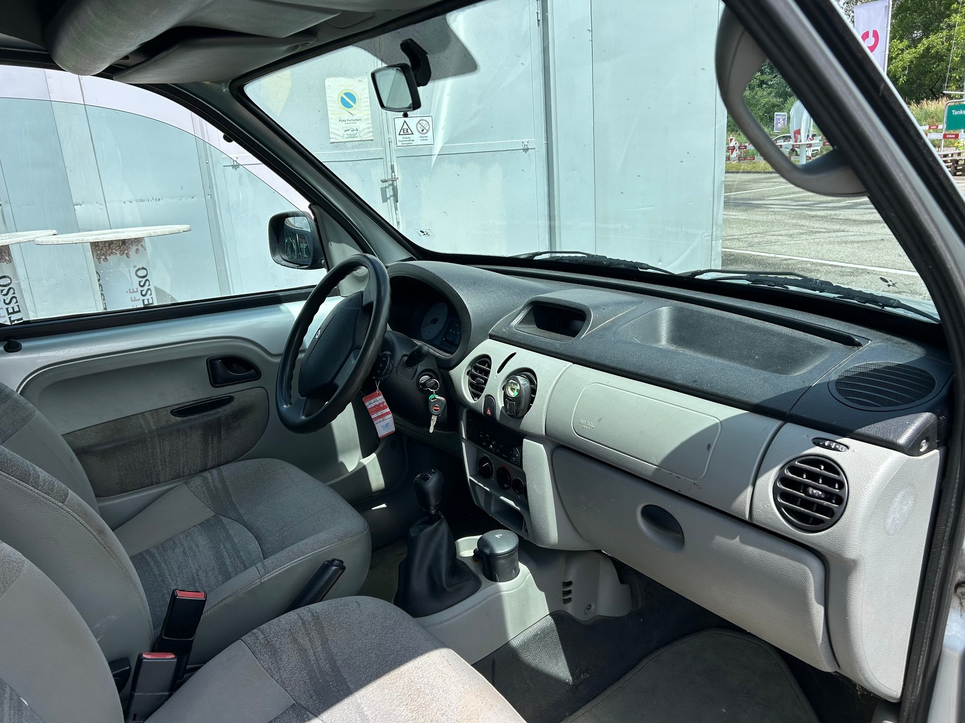 RENAULT Kangoo 1.5 dCi Authentique-image-5