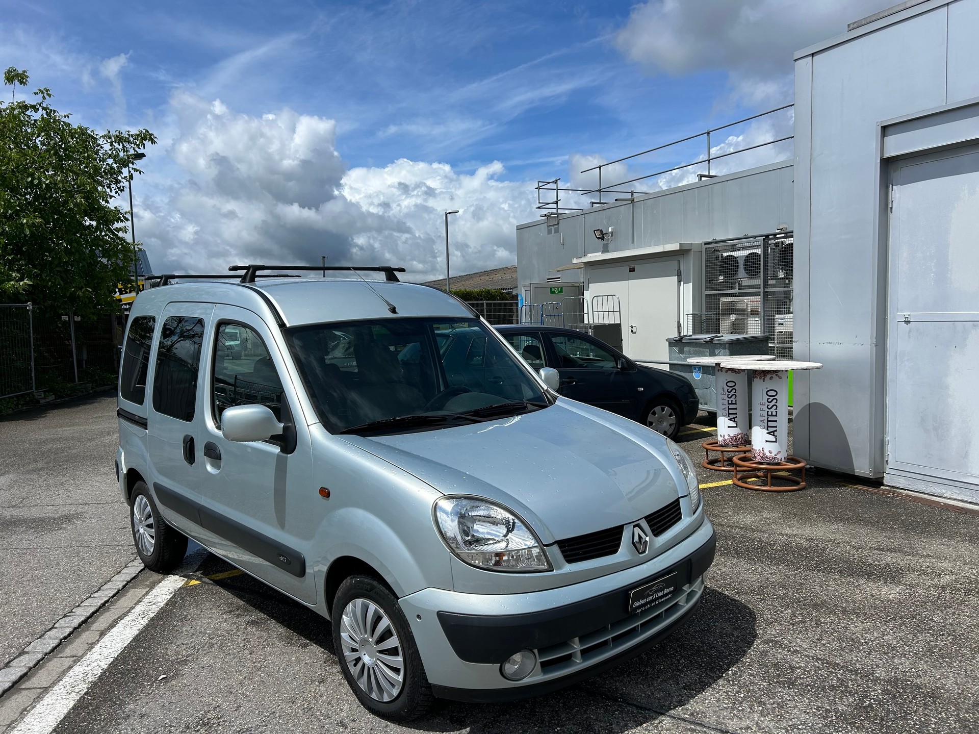 RENAULT Kangoo 1.5 dCi Authentique-image-9