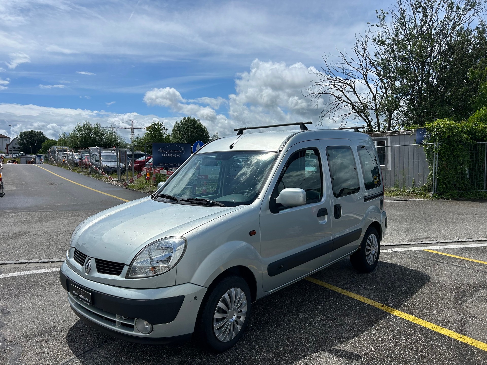 RENAULT Kangoo 1.5 dCi Authentique-image-2