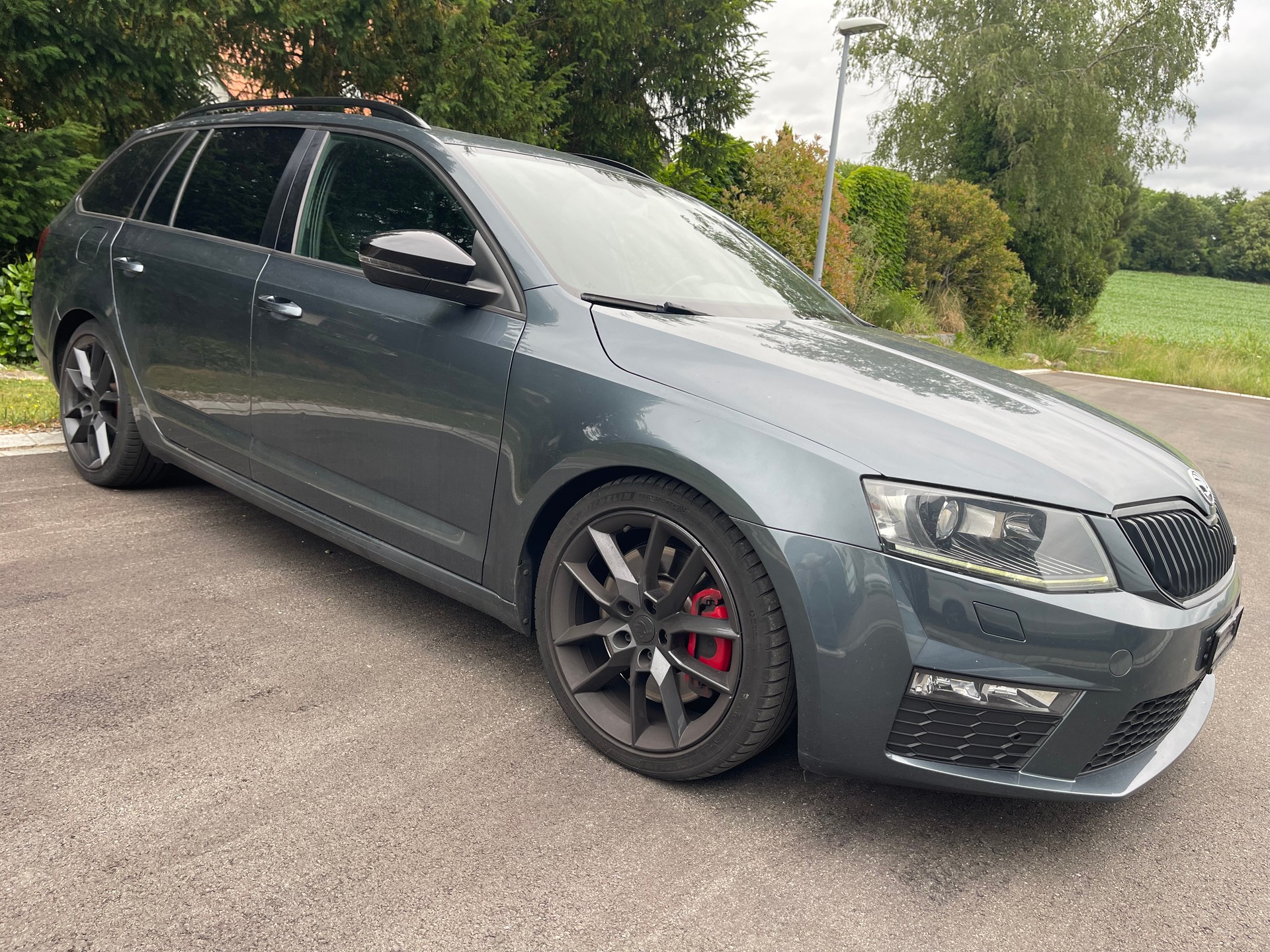 SKODA Octavia Combi 2.0 TSI RS DSG-image-1