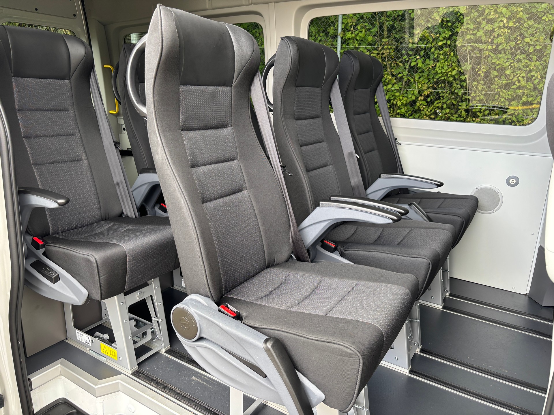 MAN TGE 3.180 4x4 Kombi 8-Sitzer-image-13