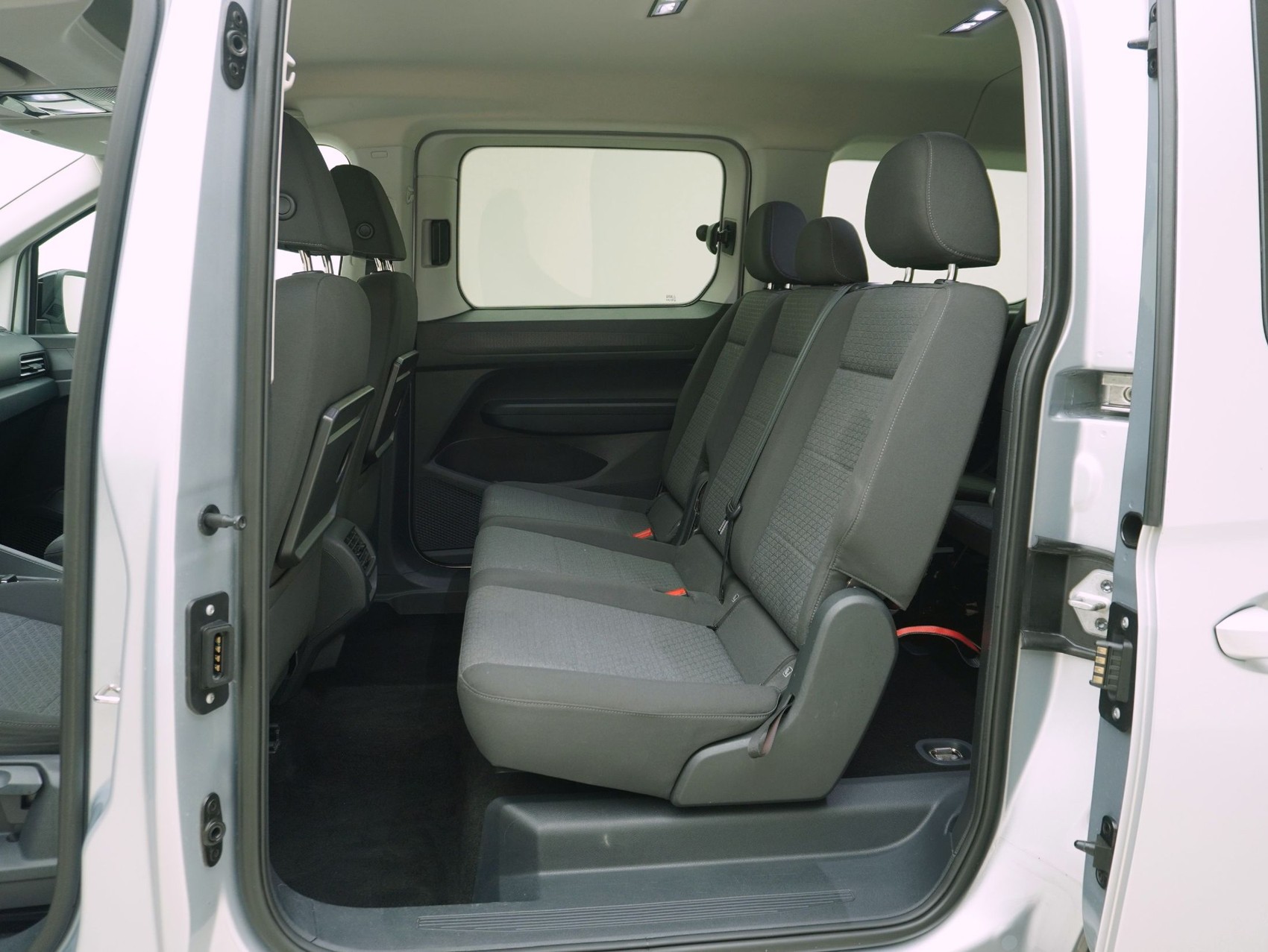 FORD Tourneo Grand Connect 2.0 EcoBlue Titanium-image-10