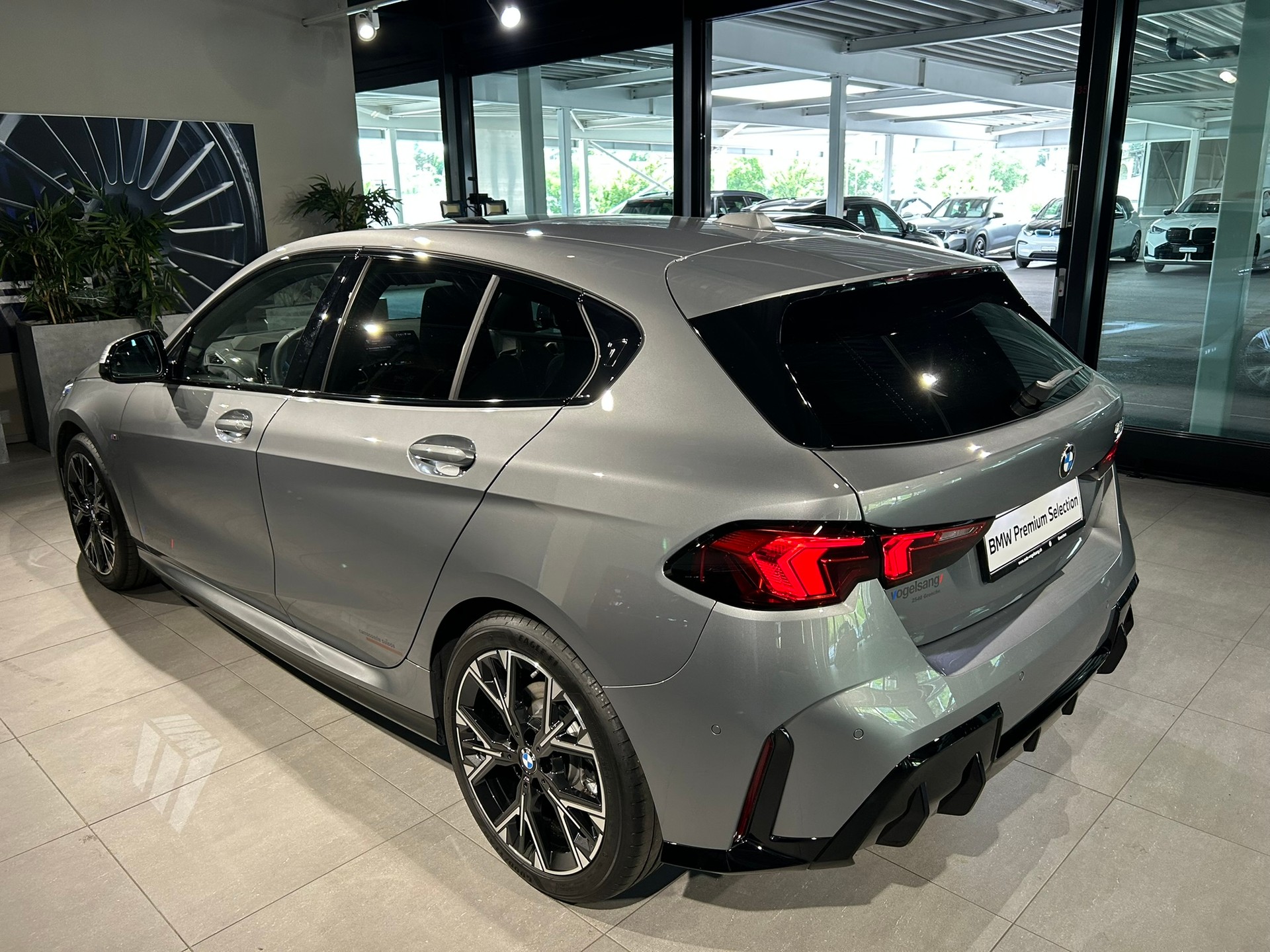 BMW 123 xDrive M Sport Steptronic-image-9