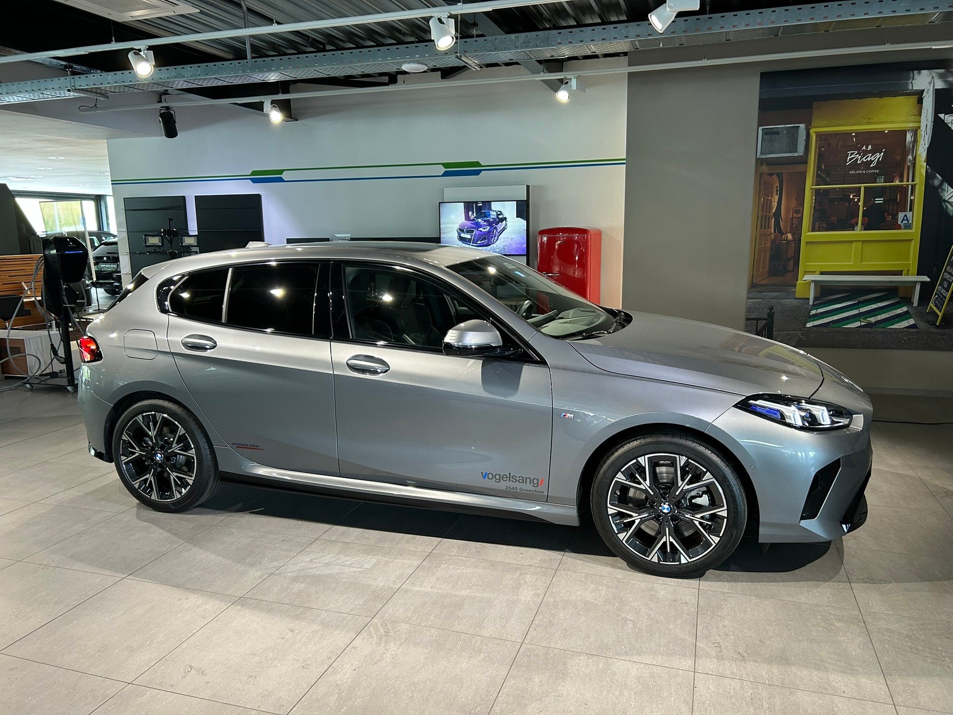 BMW 123 xDrive M Sport Steptronic-image-5