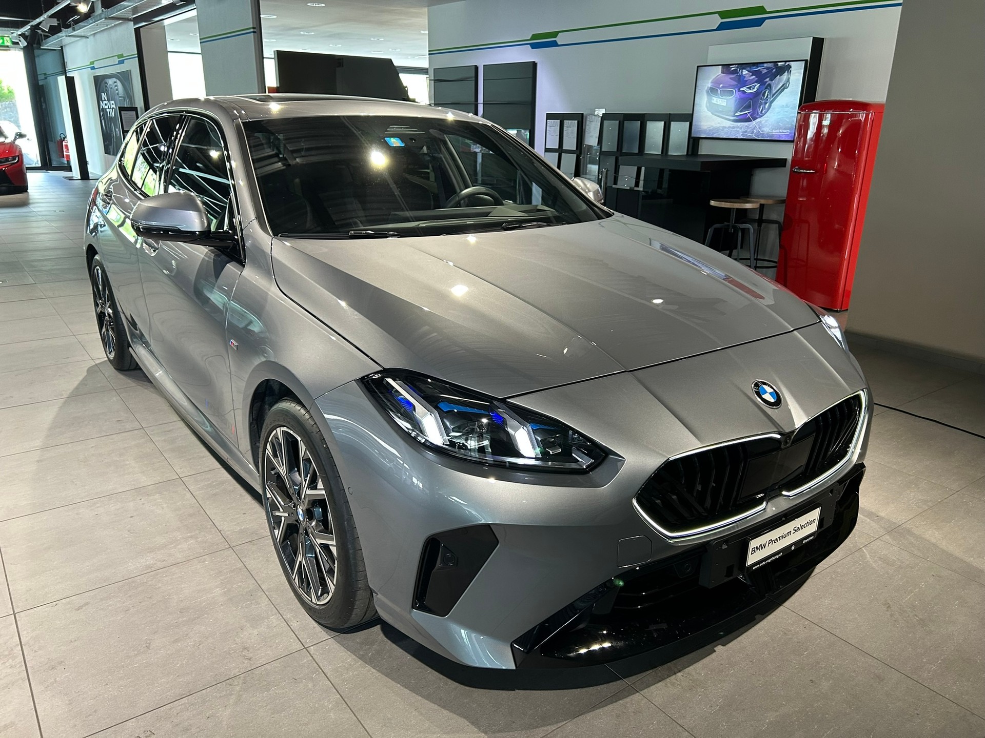BMW 123 xDrive M Sport Steptronic-image-2