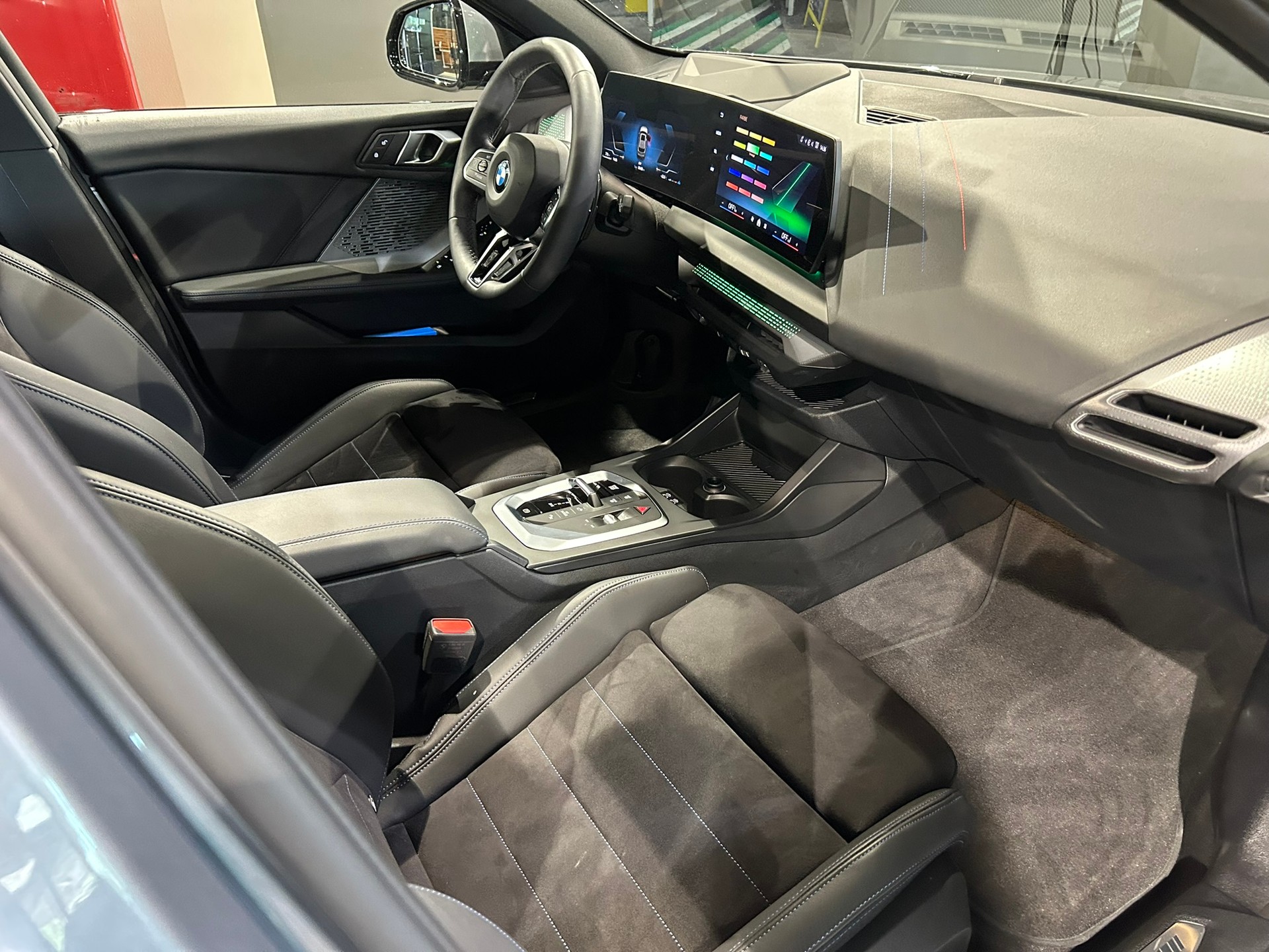 BMW 123 xDrive M Sport Steptronic-image-22