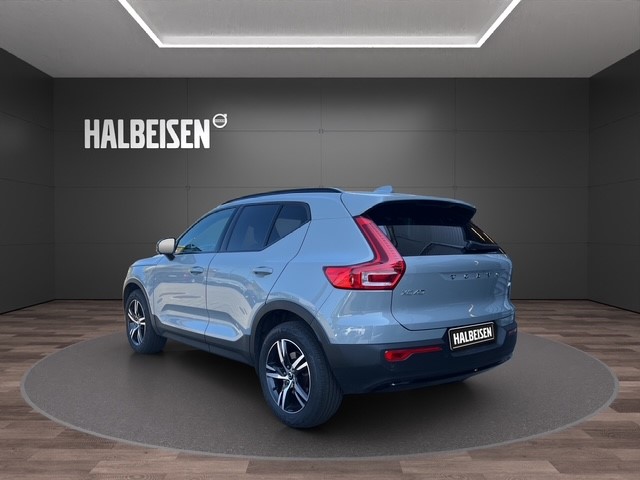 VOLVO XC40 2.0 B4 MH Plus Dark-image-6