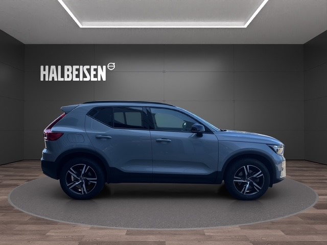 VOLVO XC40 2.0 B4 MH Plus Dark-image-3