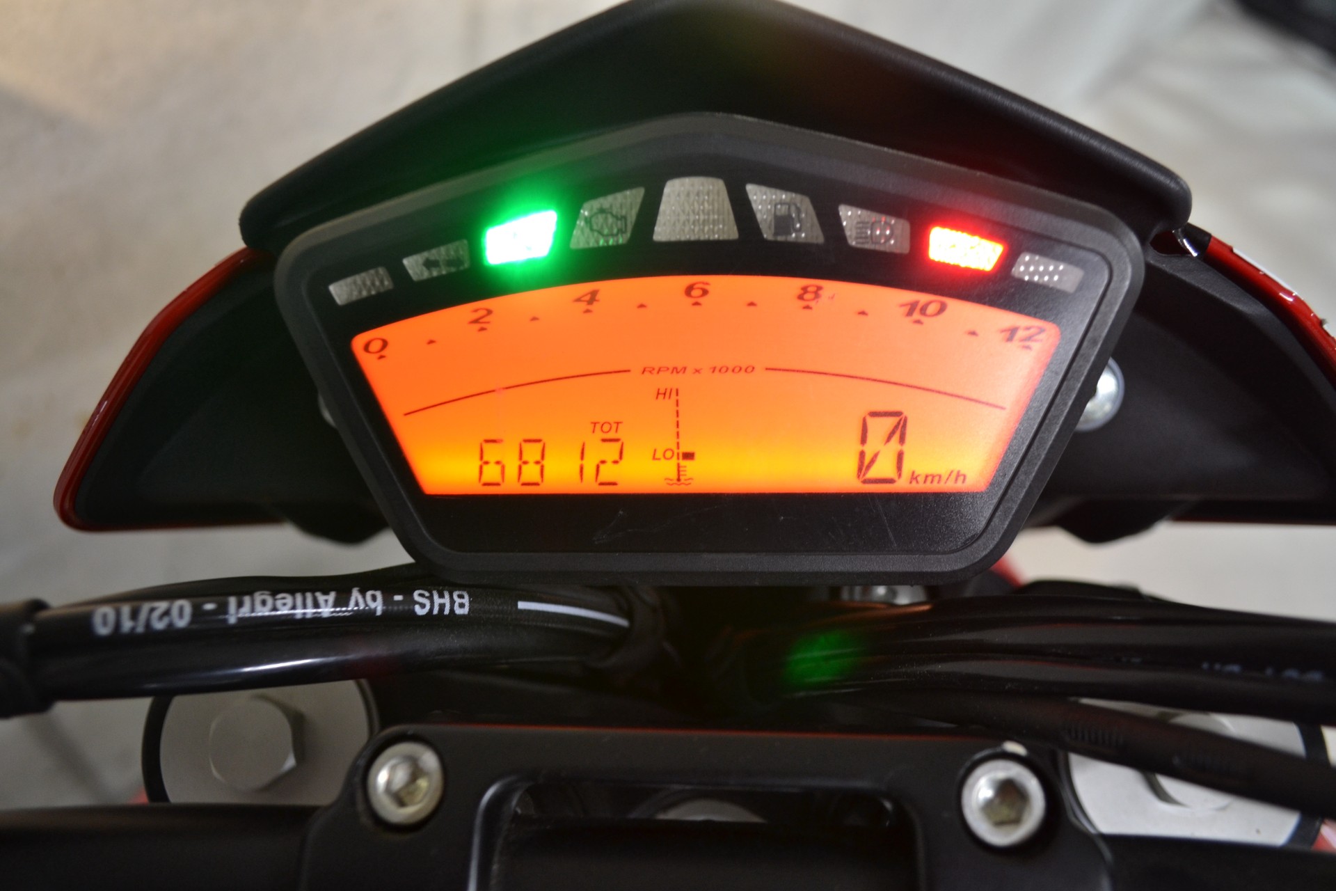DUCATI Hypermotard 796-image-4