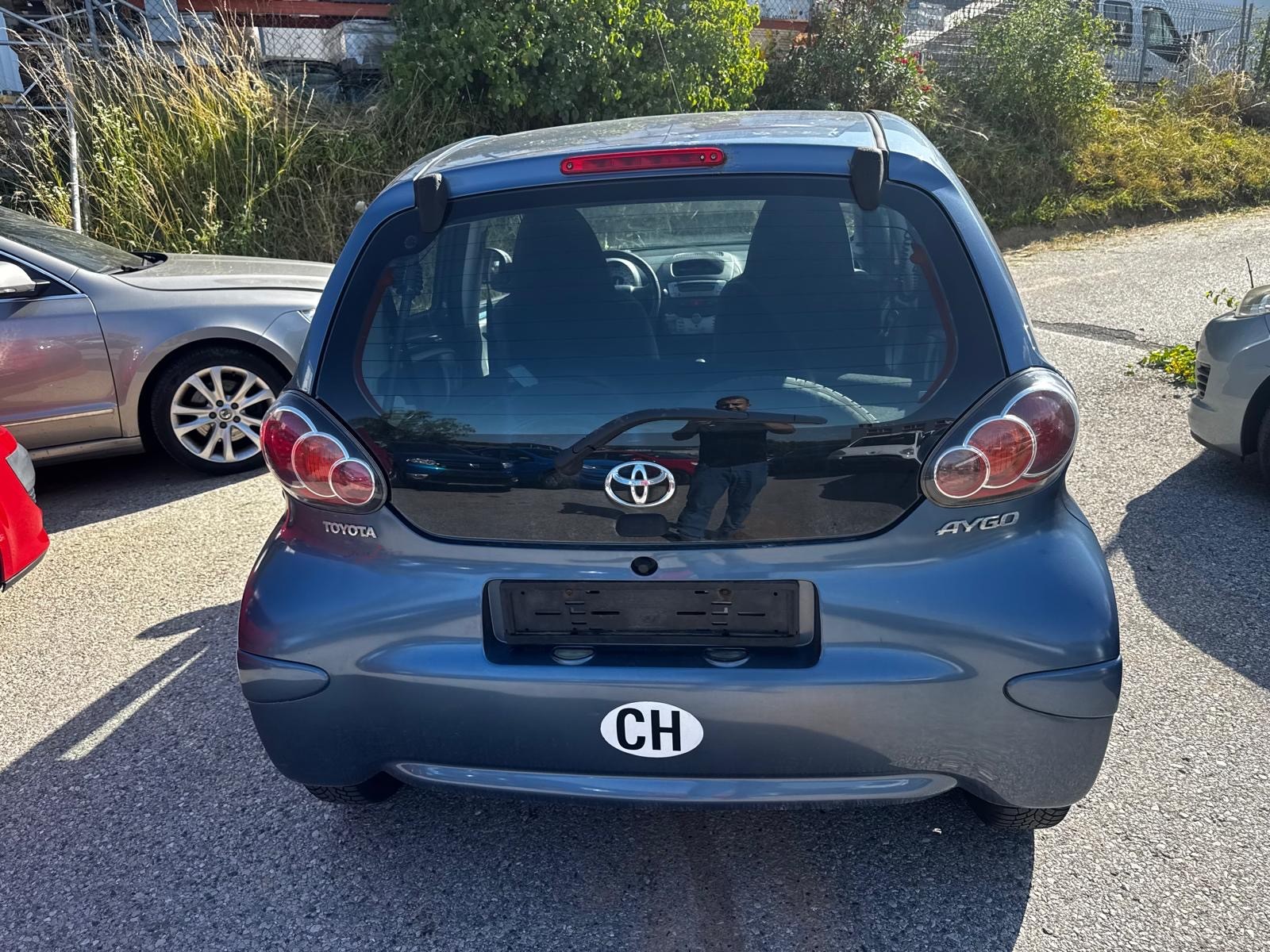 TOYOTA Aygo 1.0 Linea Terra-image-6