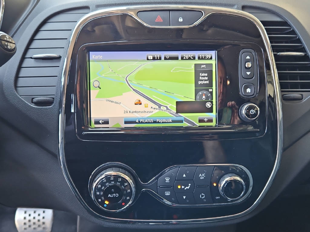 RENAULT Captur 1.2 TCe Swiss Ed. EDC S/S-image-8