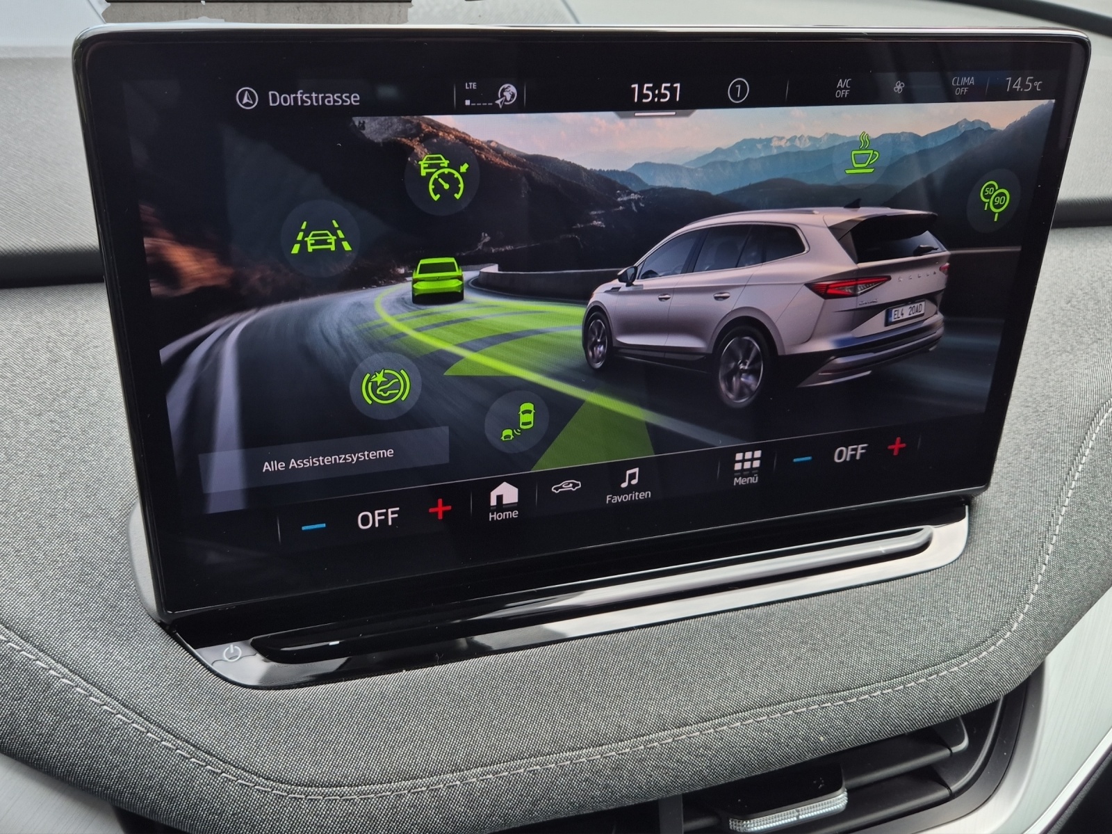 SKODA Enyaq iV 80-image-14
