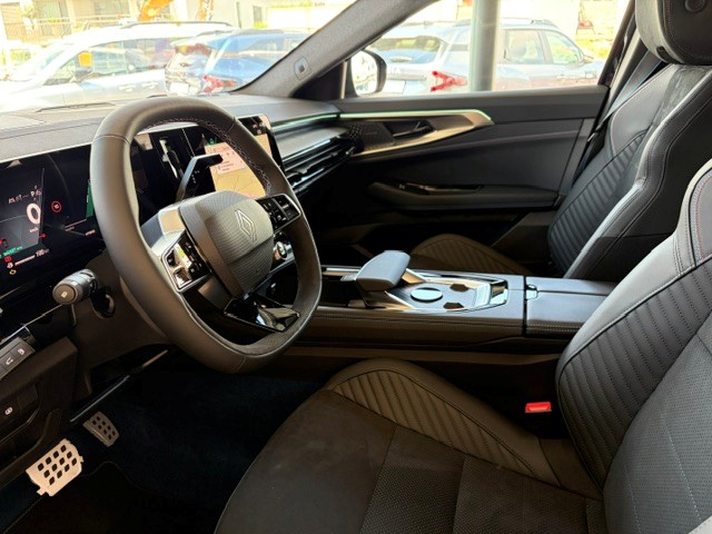 RENAULT Rafale 1.2 E-Tech Plug-in Hybrid 300 4x4 Atelier Alpine-image-6