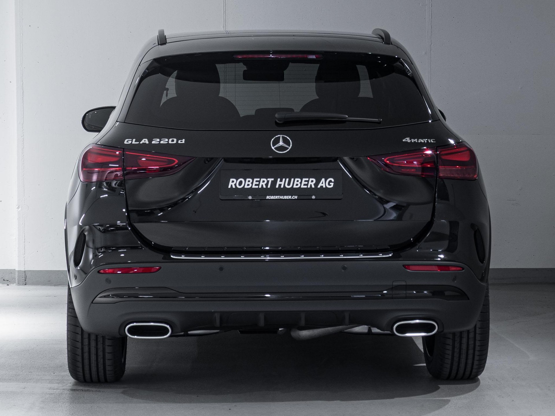 MERCEDES-BENZ GLA 220 d 4MATIC "Swiss Star"-image-5