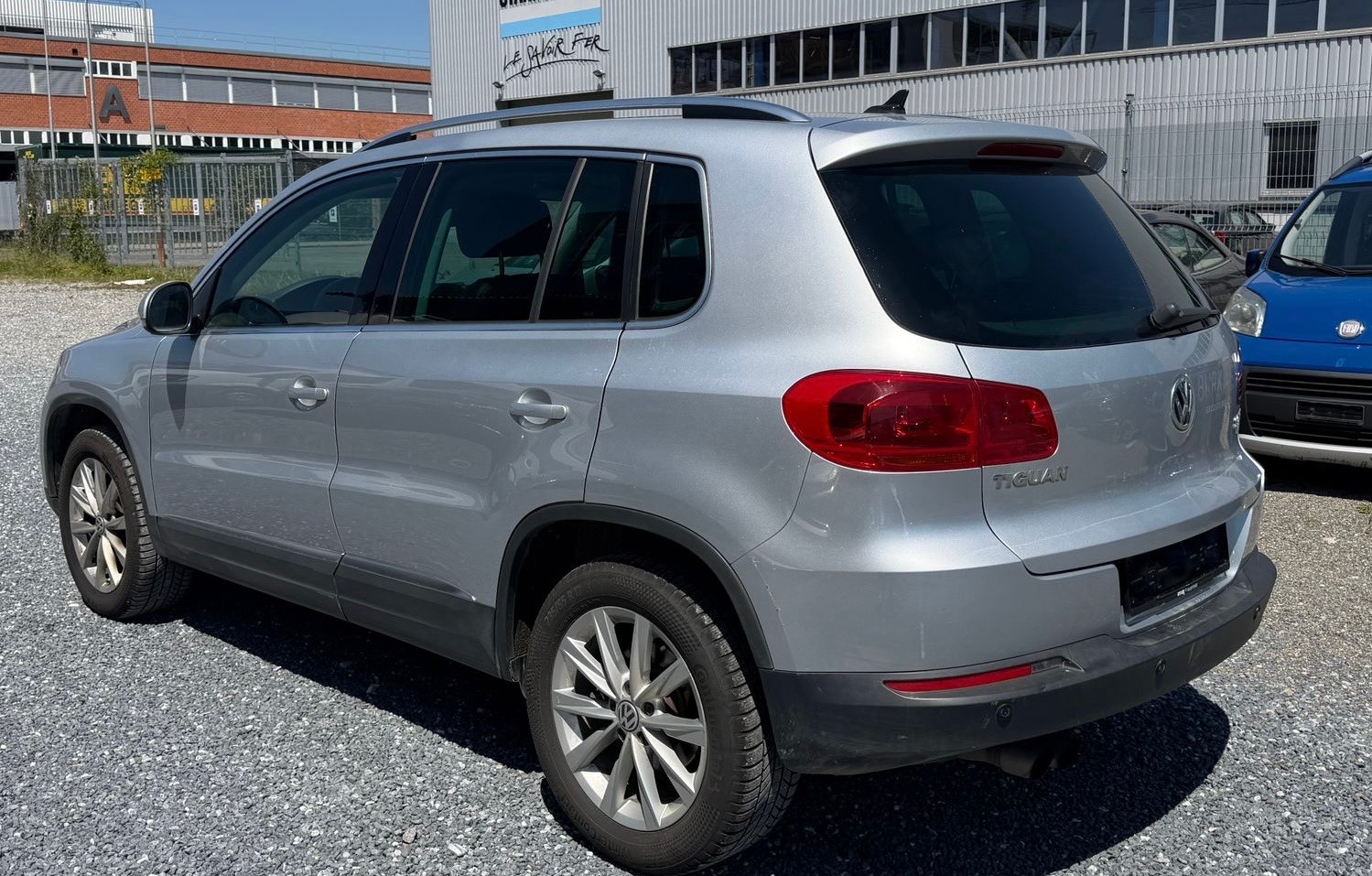 VW Tiguan 2.0 TSI Sport&Style 4Motion-image-6