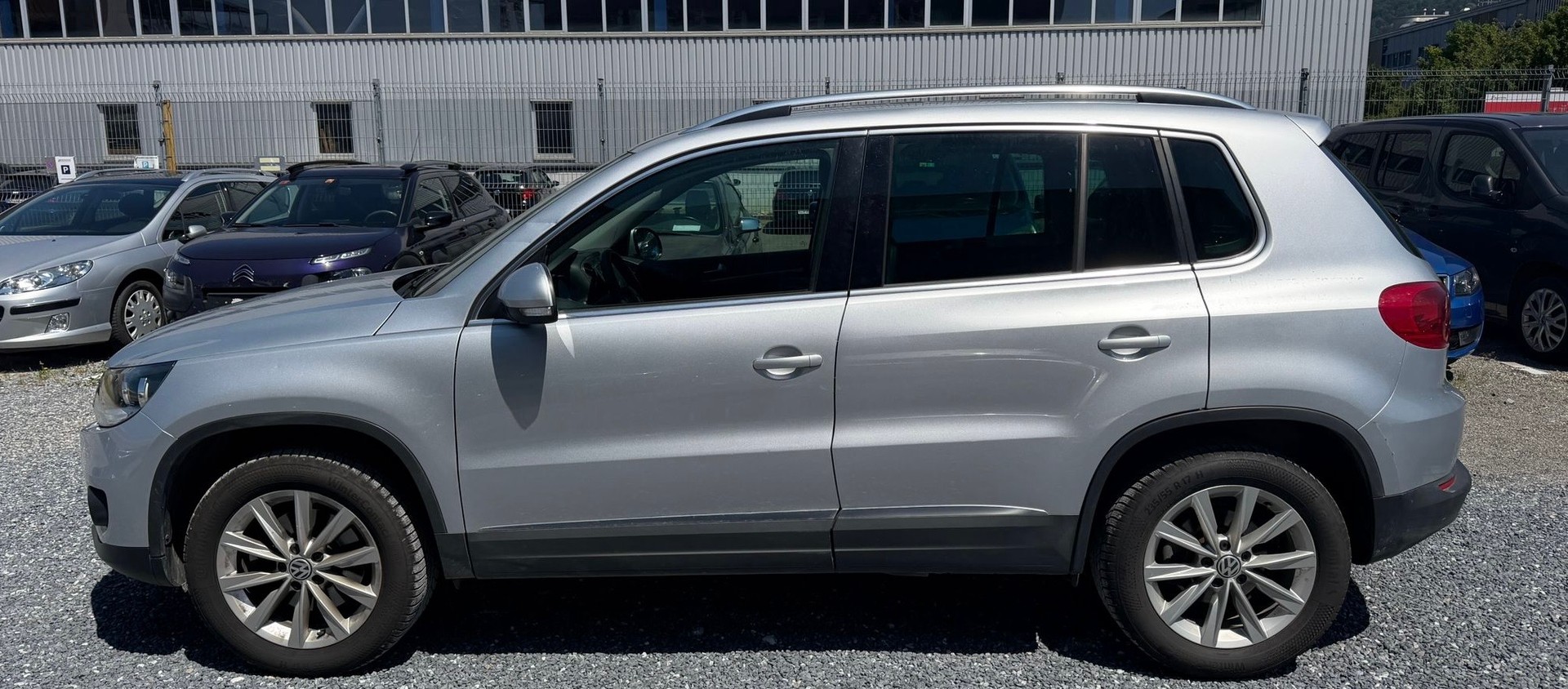 VW Tiguan 2.0 TSI Sport&Style 4Motion-image-3