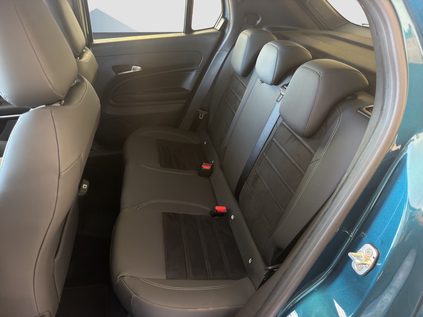 FIAT 600 1.2 Hybrid 145 Spor-image-7