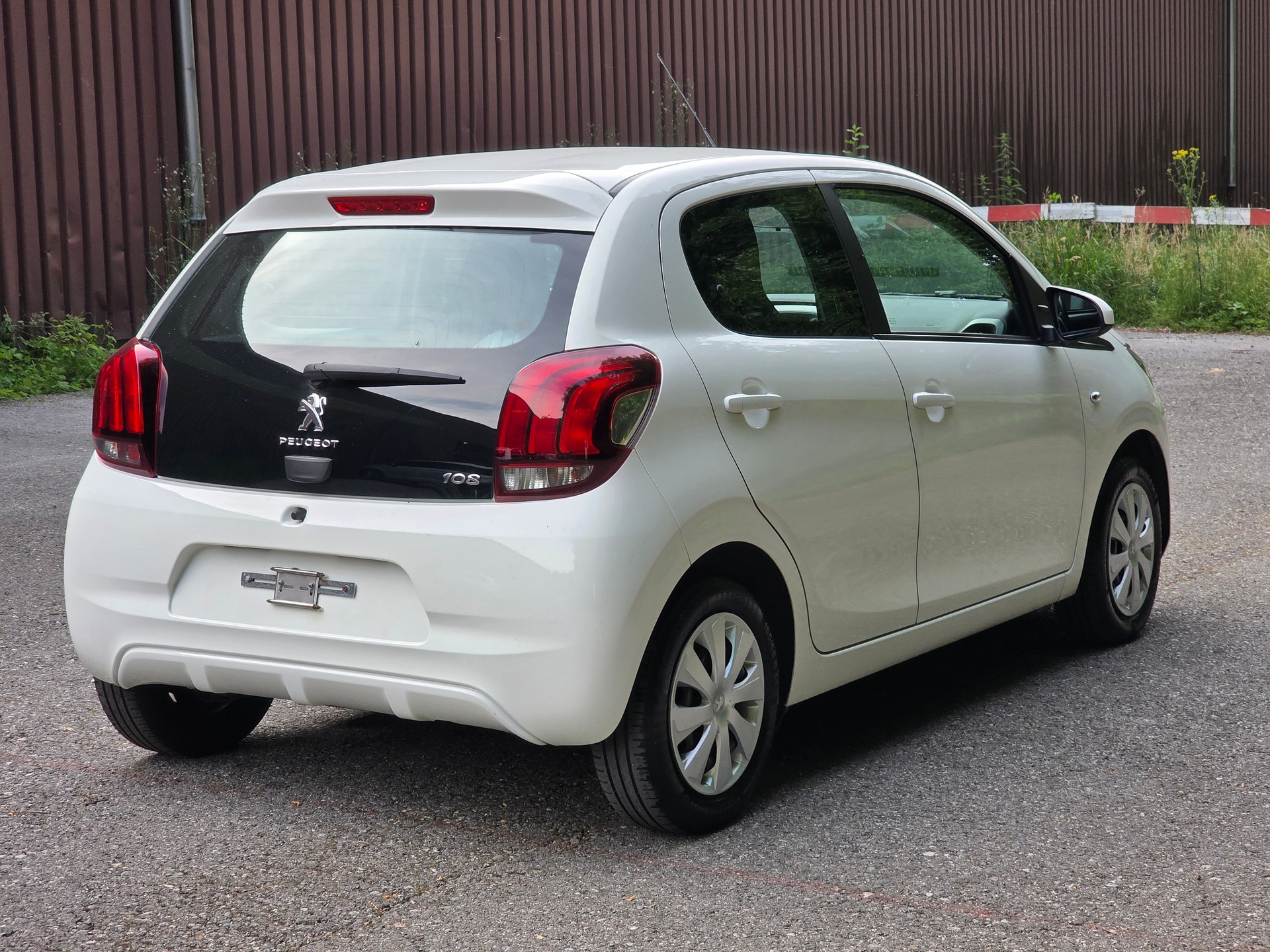 PEUGEOT 108 1.0 VTi Active-image-4