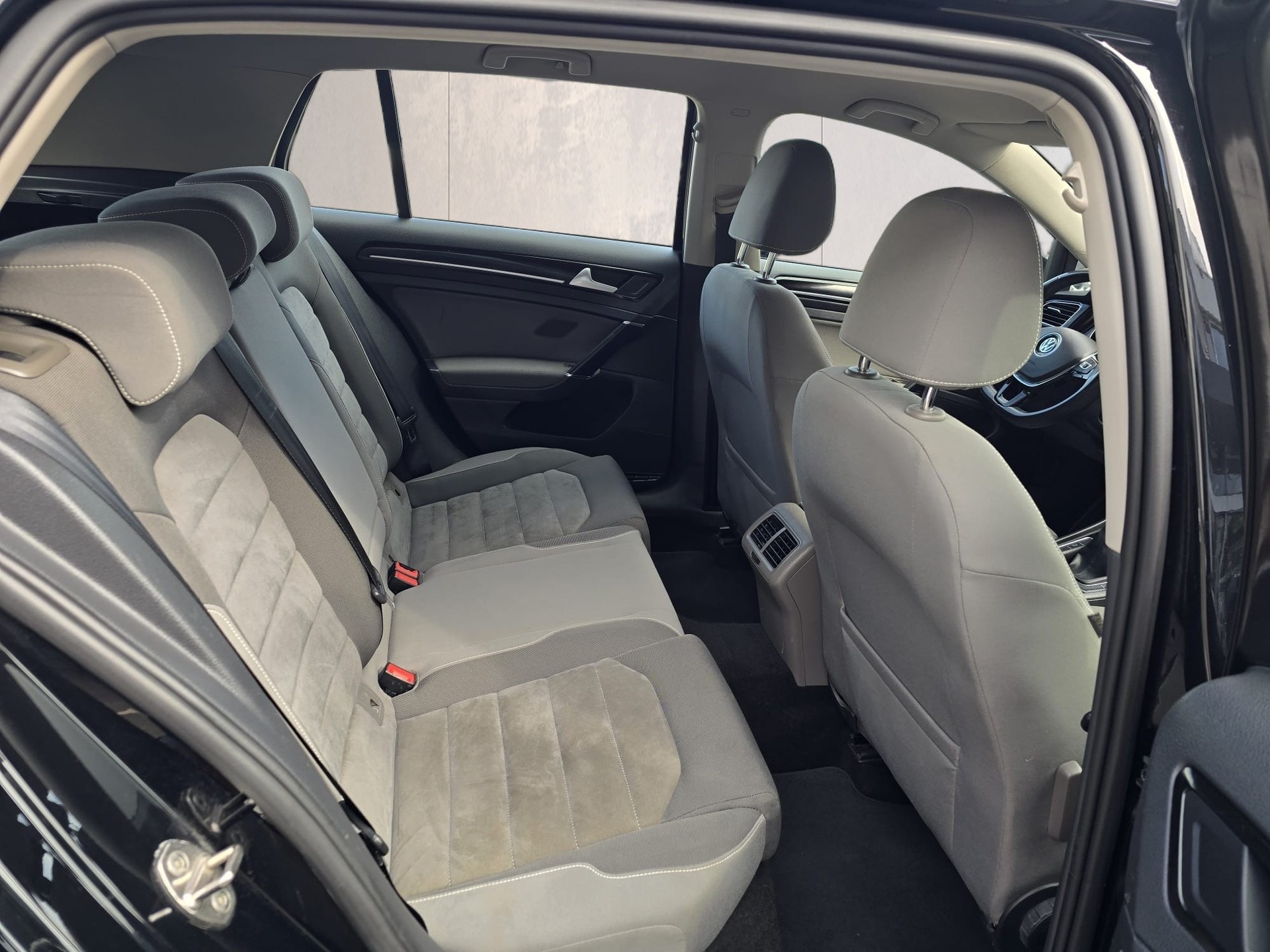 VW Golf 1.4 TSI Comfortline-image-16