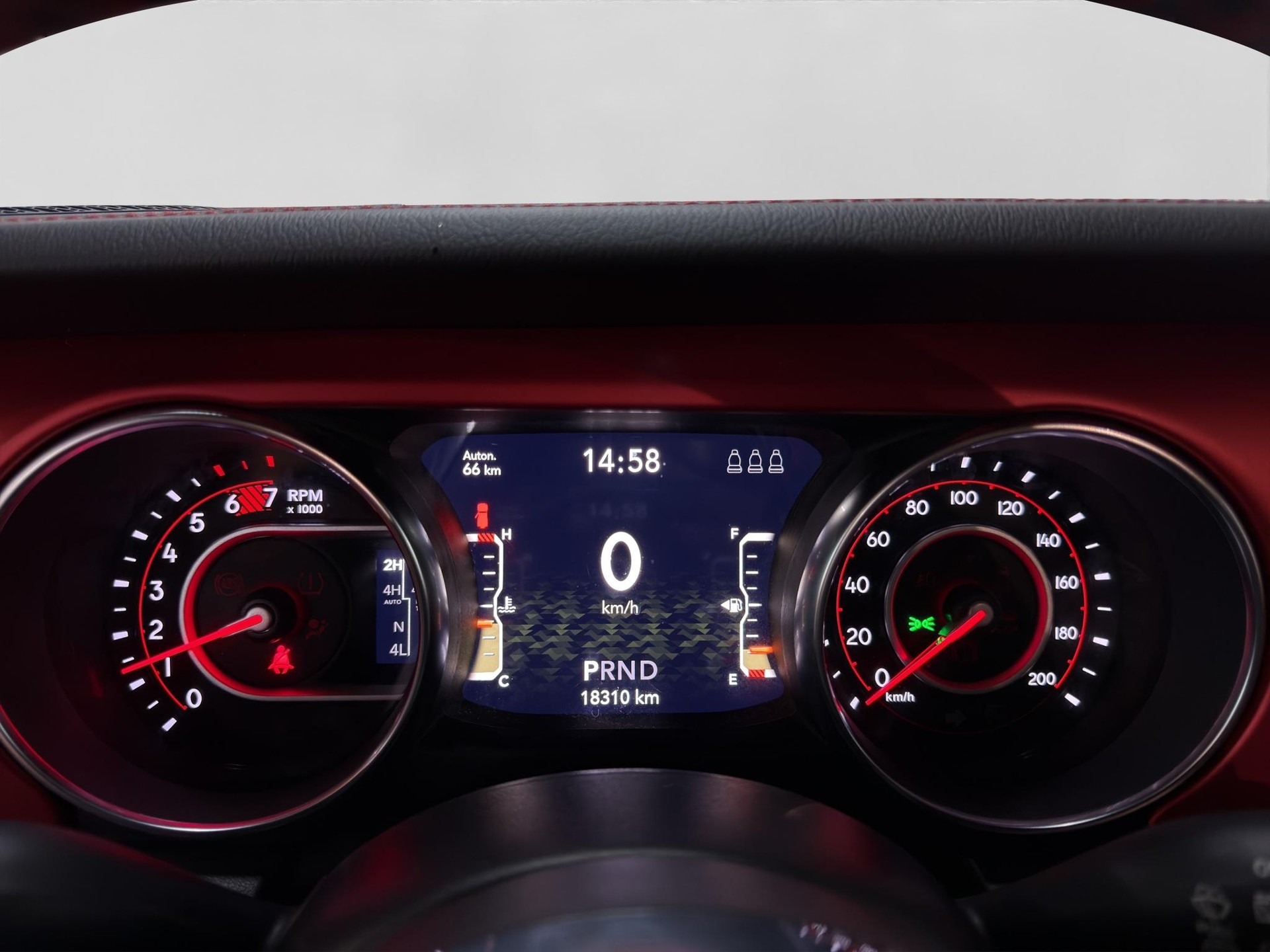 JEEP Wrangler 2.0 Turbo Rubicon Unlimited-showroom-element-3