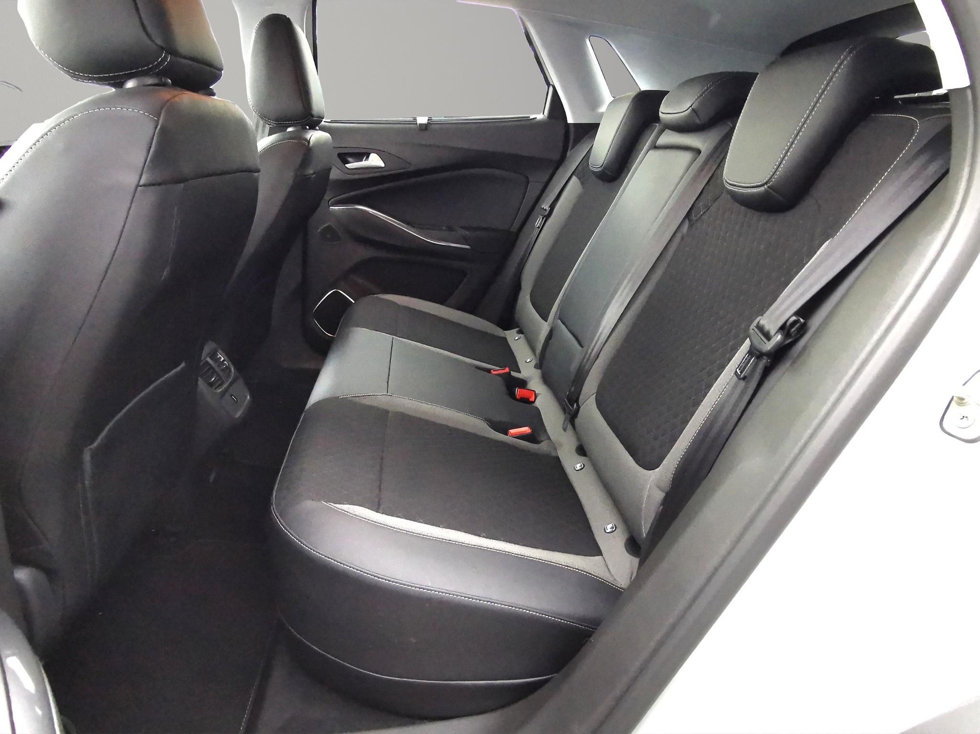 OPEL Grandland X 1.6 T PHEV Excellence-image-7