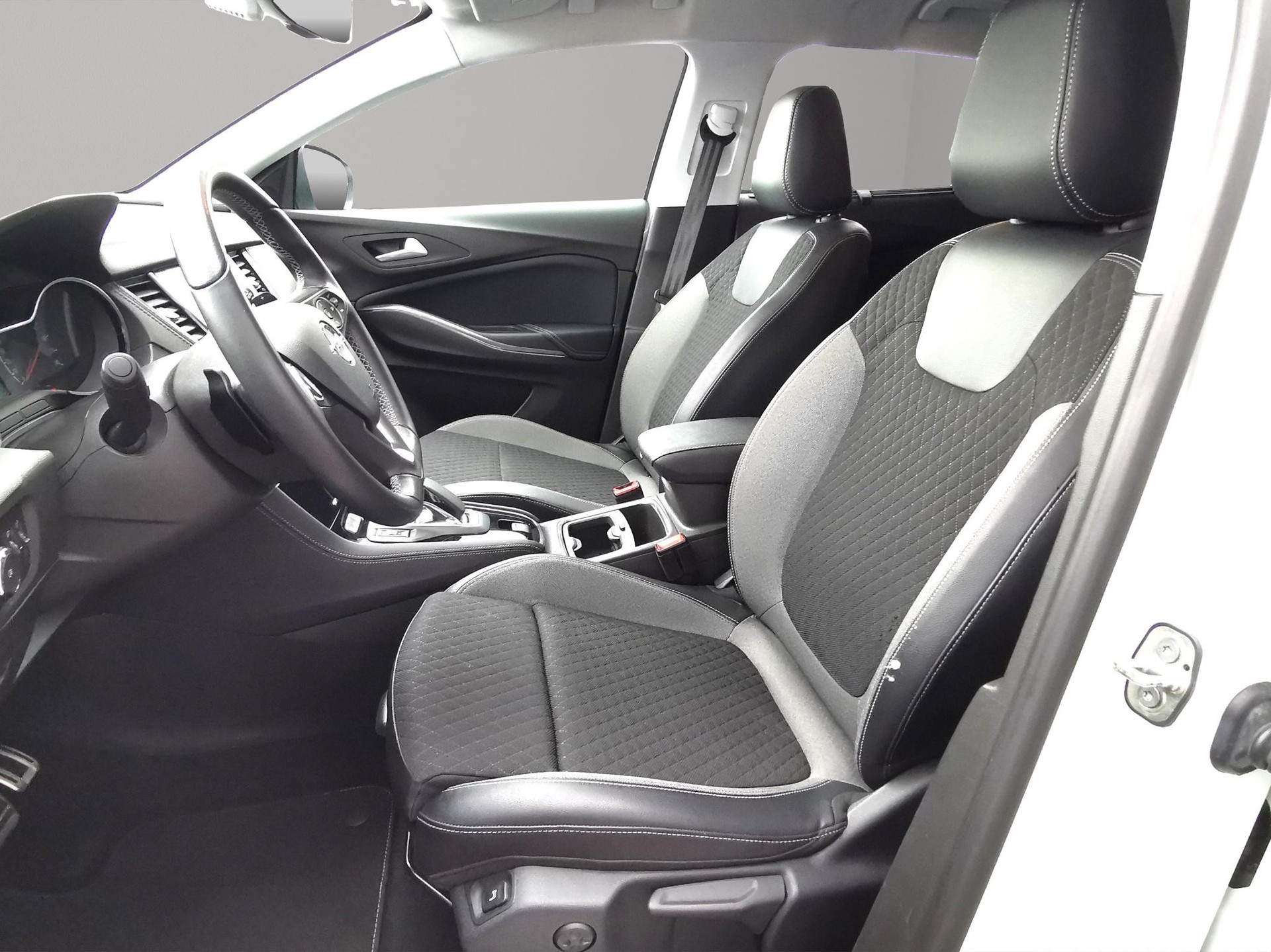 OPEL Grandland X 1.6 T PHEV Excellence-image-1