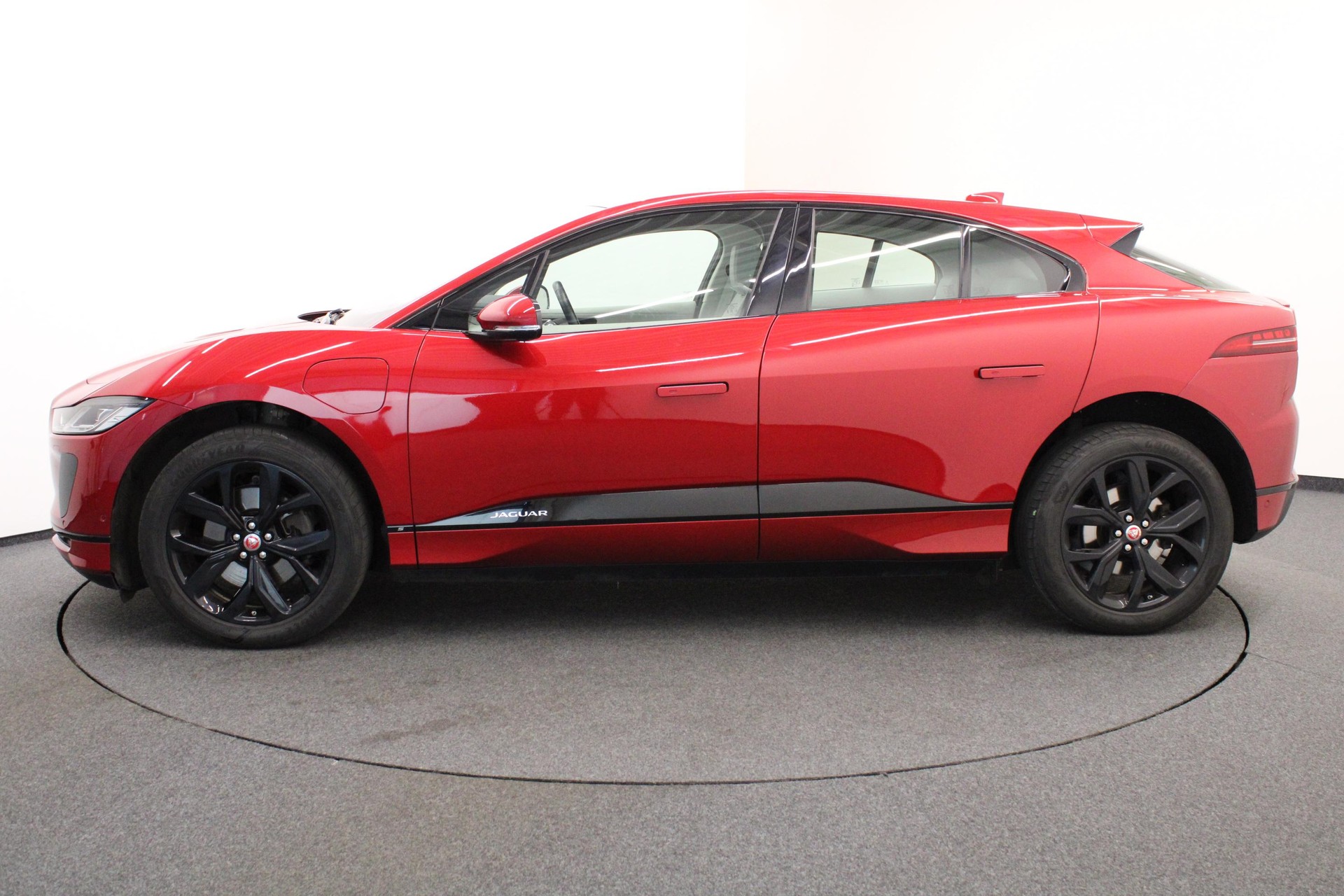 JAGUAR I-Pace EV400 S AWD-image-3