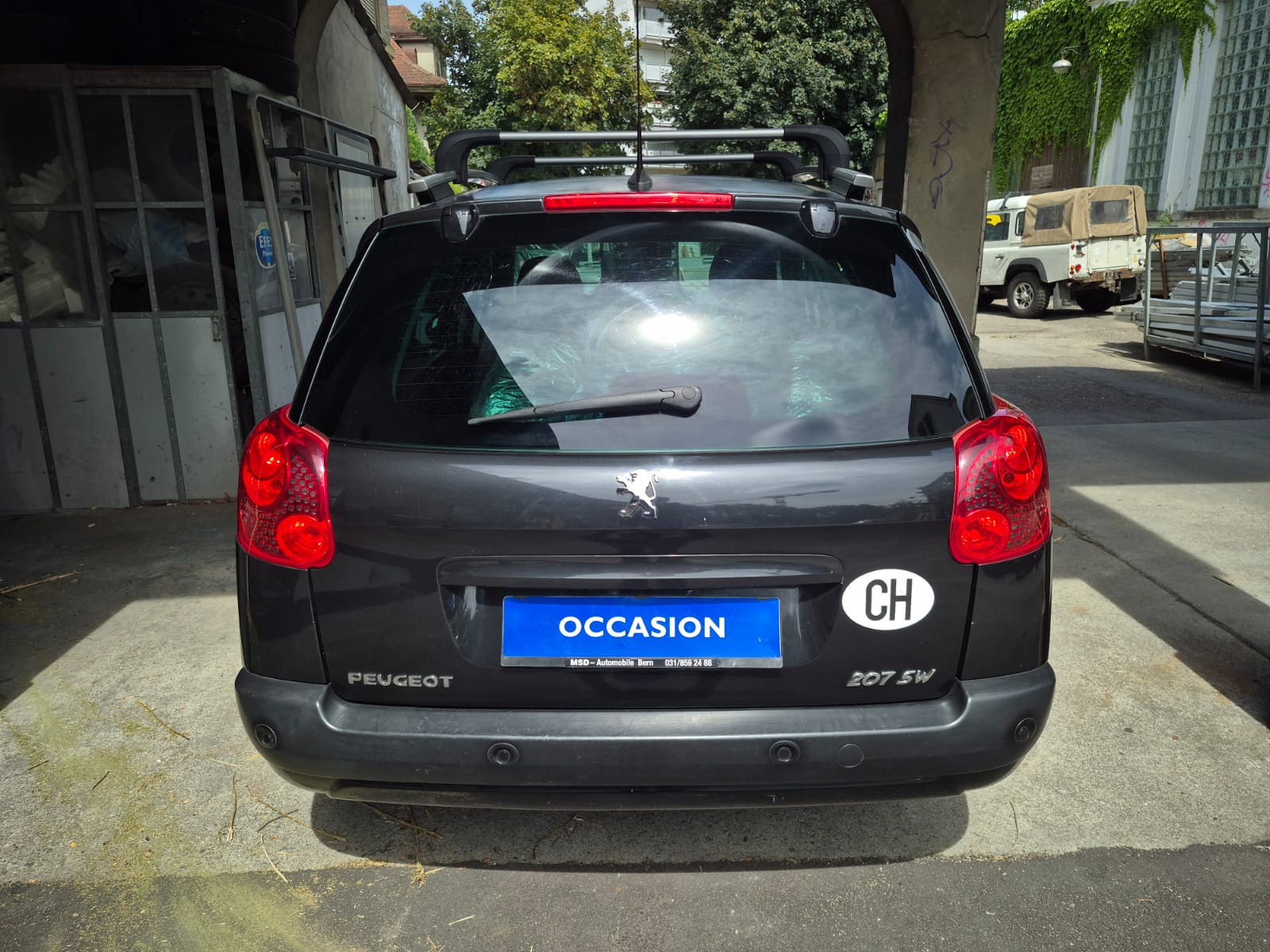 PEUGEOT 207 SW 1.6 16V Trendy Automatic-image-3
