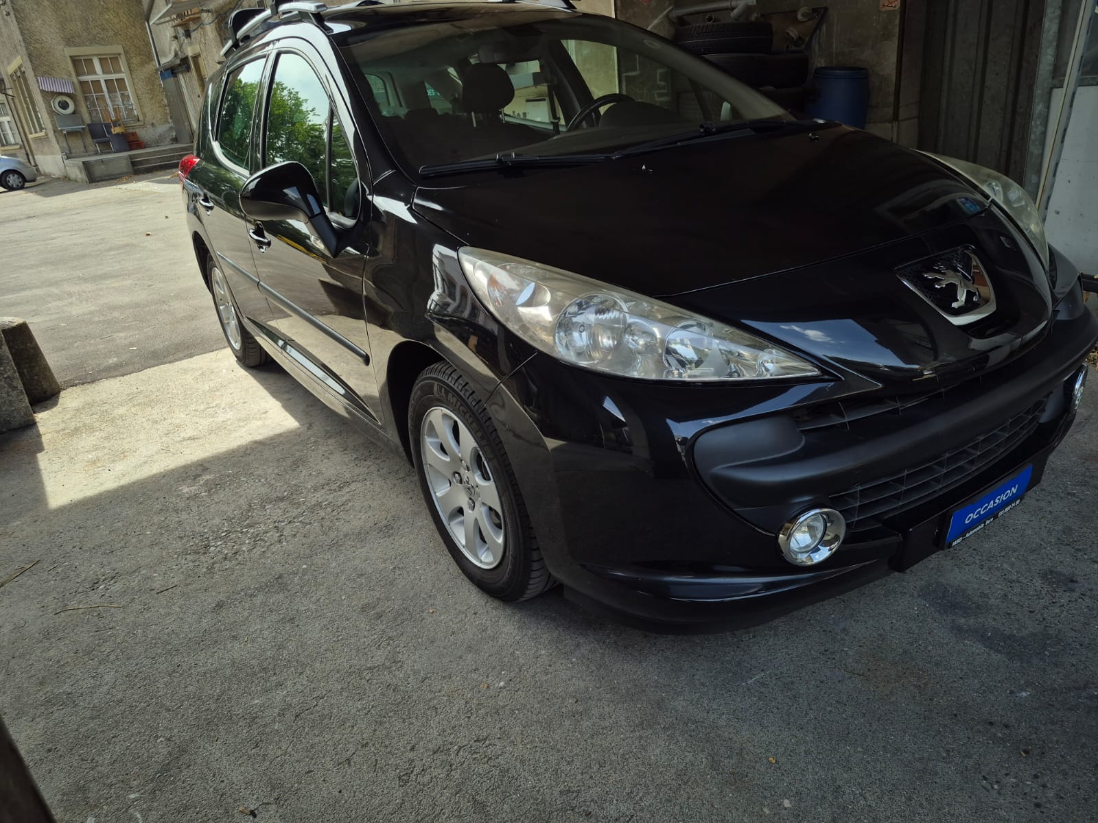 PEUGEOT 207 SW 1.6 16V Trendy Automatic-image-5