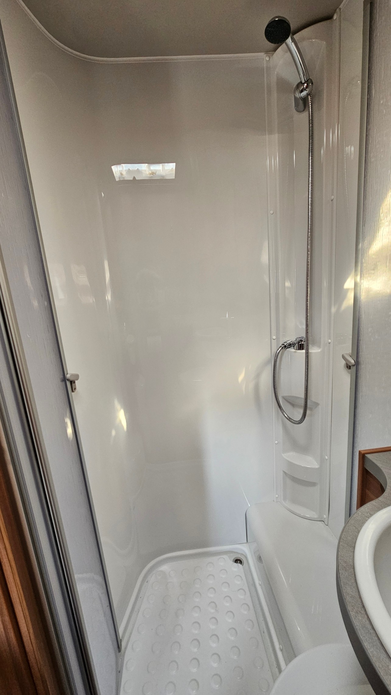 WEINSBERG CaraHome 700 DG-image-18