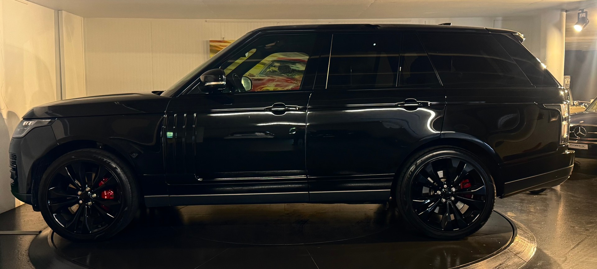 LAND ROVER Range Rover 5.0 V8 S/C SV AB Dynamic Automatic-image-1