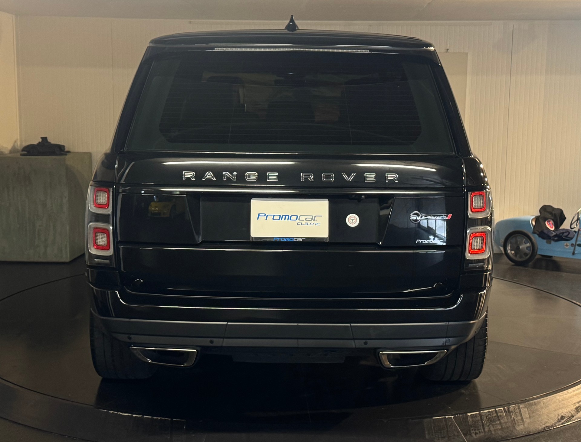 LAND ROVER Range Rover 5.0 V8 S/C SV AB Dynamic Automatic-image-3