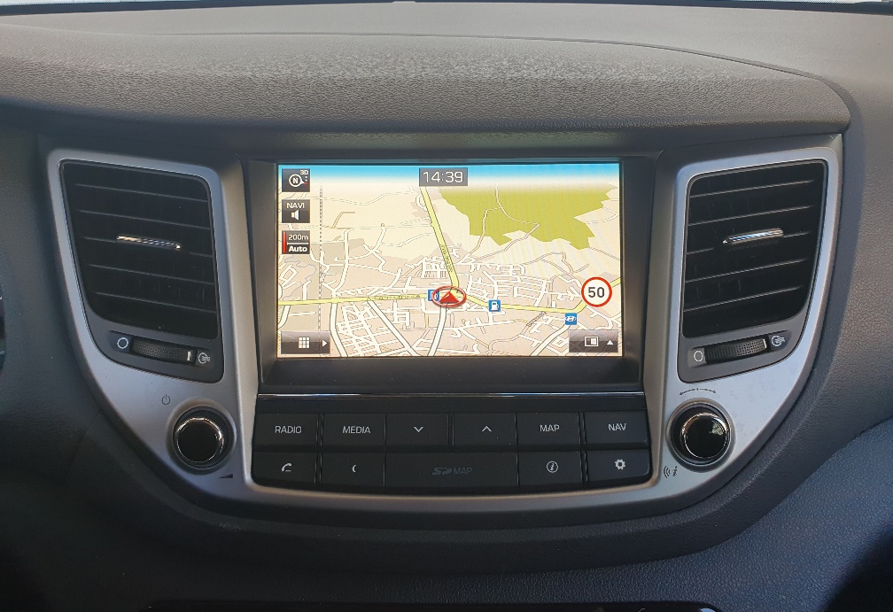 HYUNDAI Tucson 1.6 TGDI Plena 4WD Automatic-image-6