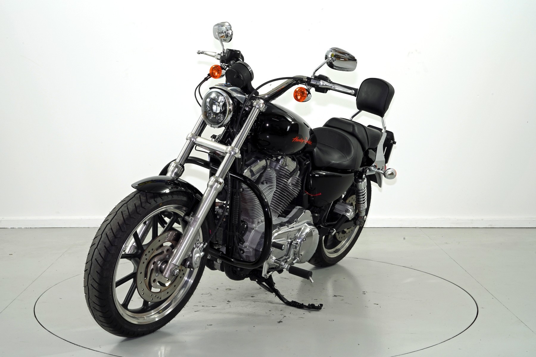 HARLEY-DAVIDSON XL883L-showroom-element-2