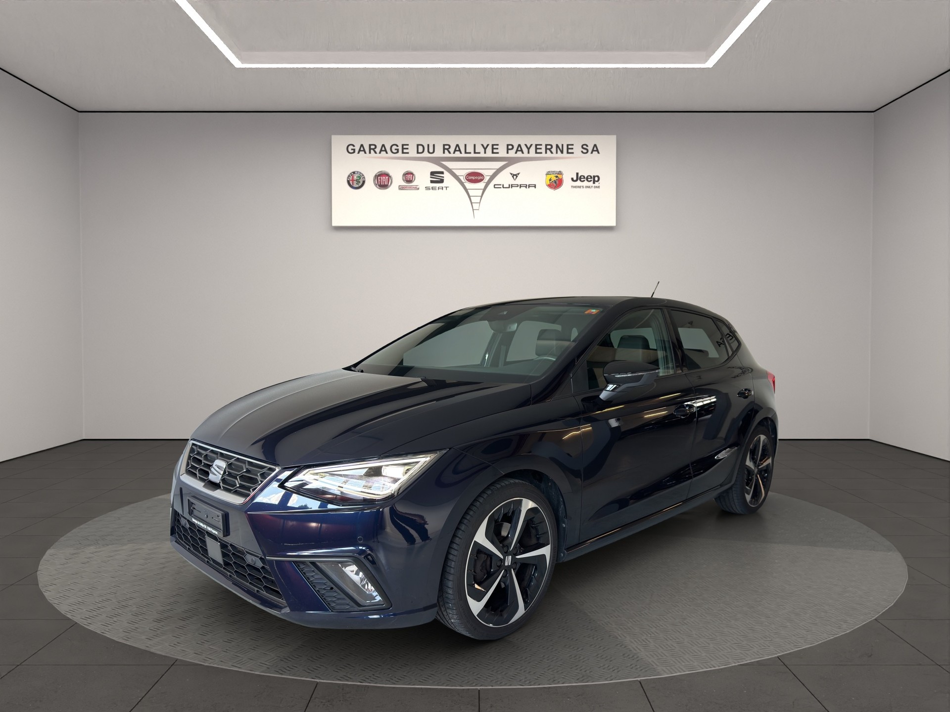 SEAT Ibiza 1.0 EcoTSI Hola FR DSG-showroom-element-1