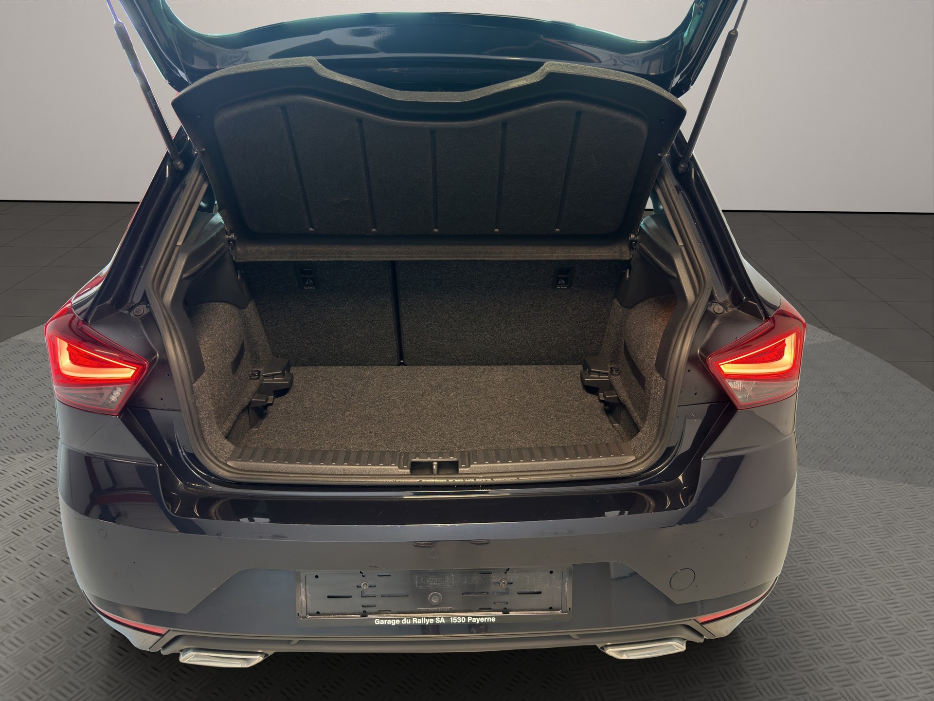 SEAT Ibiza 1.0 EcoTSI Hola FR DSG-image-6