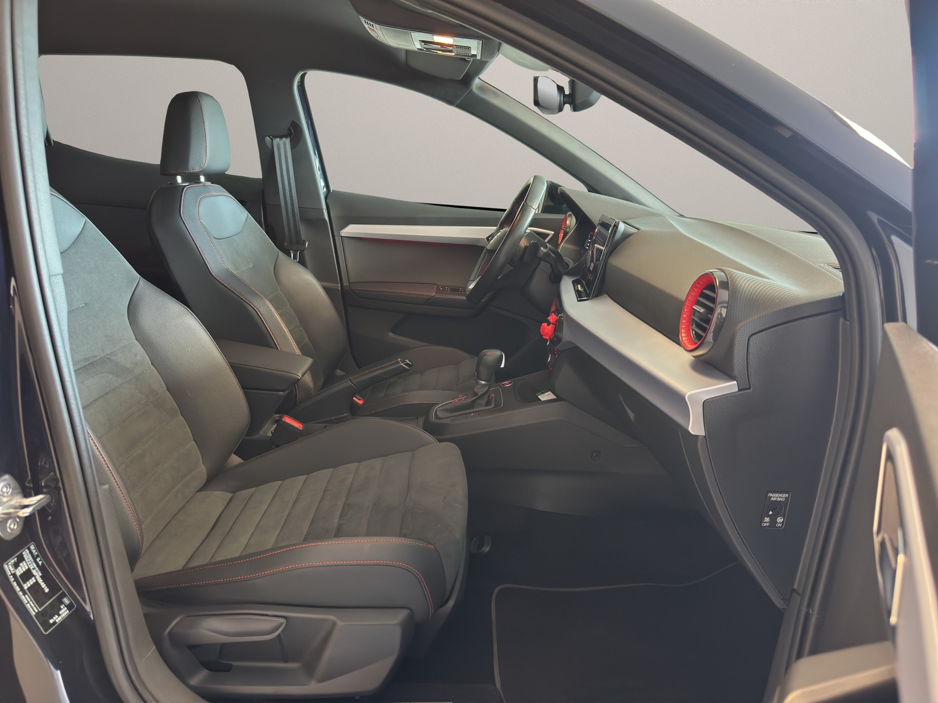 SEAT Ibiza 1.0 EcoTSI Hola FR DSG-image-8