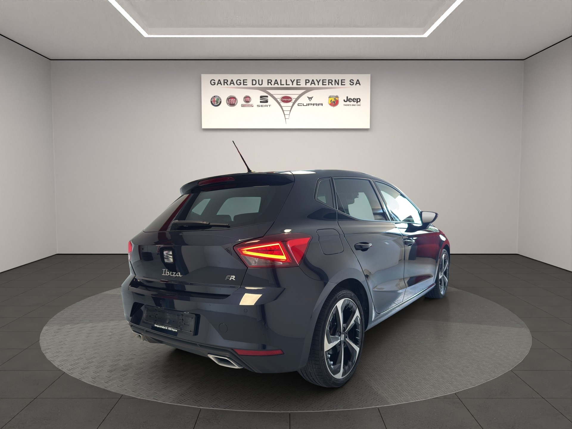 SEAT Ibiza 1.0 EcoTSI Hola FR DSG-image-4