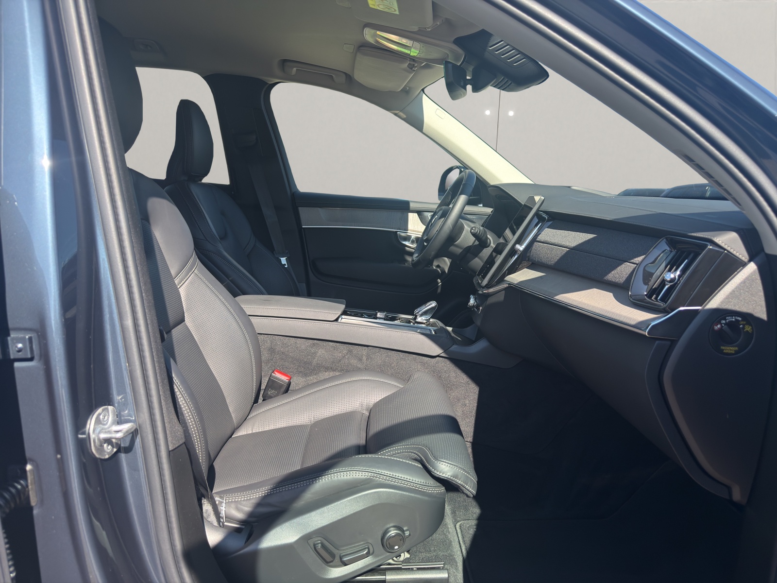 VOLVO XC90 2.0 T8 TE Plus Dark eAWD-image-11