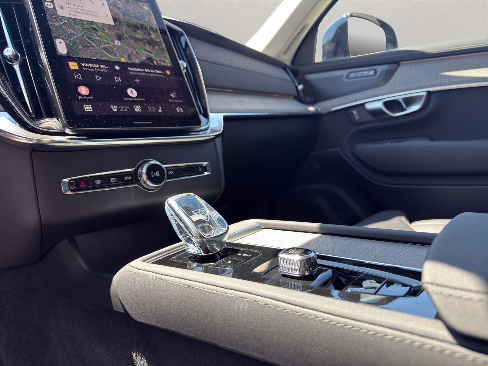 VOLVO XC90 2.0 T8 TE Plus Dark eAWD-image-15