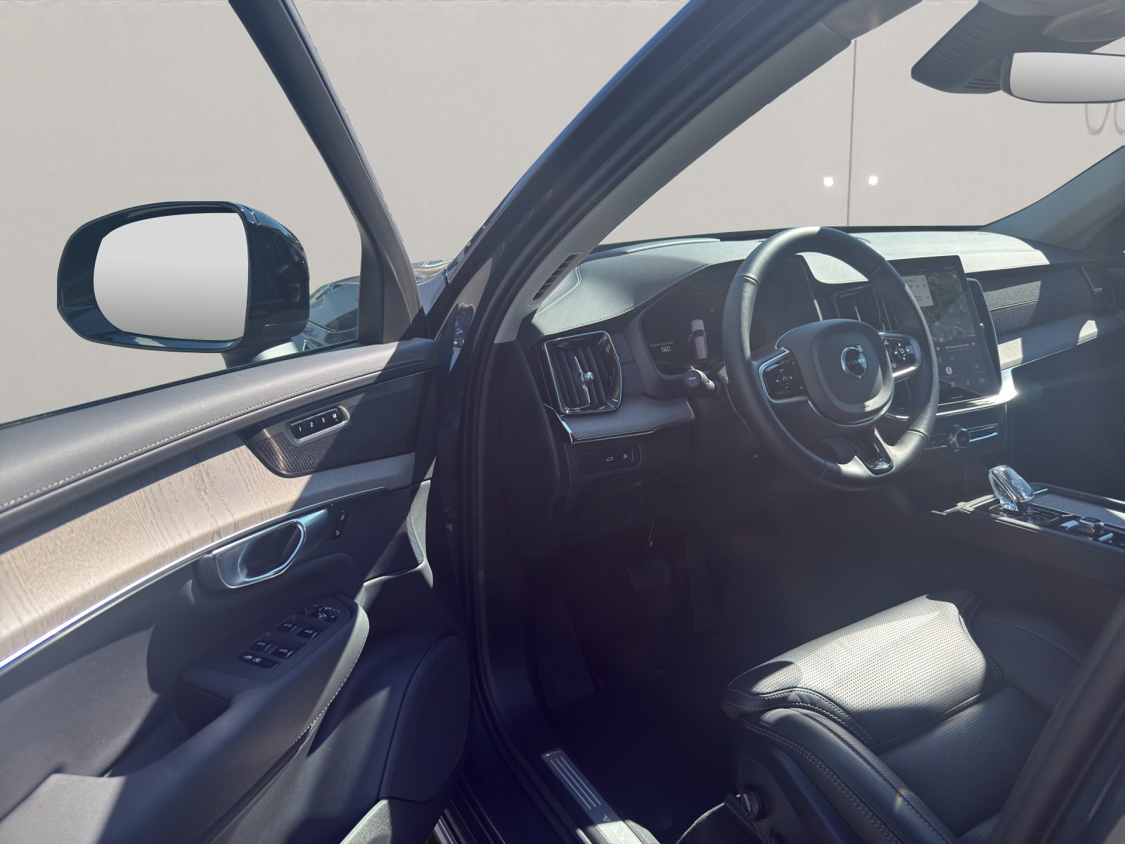 VOLVO XC90 2.0 T8 TE Plus Dark eAWD-image-7