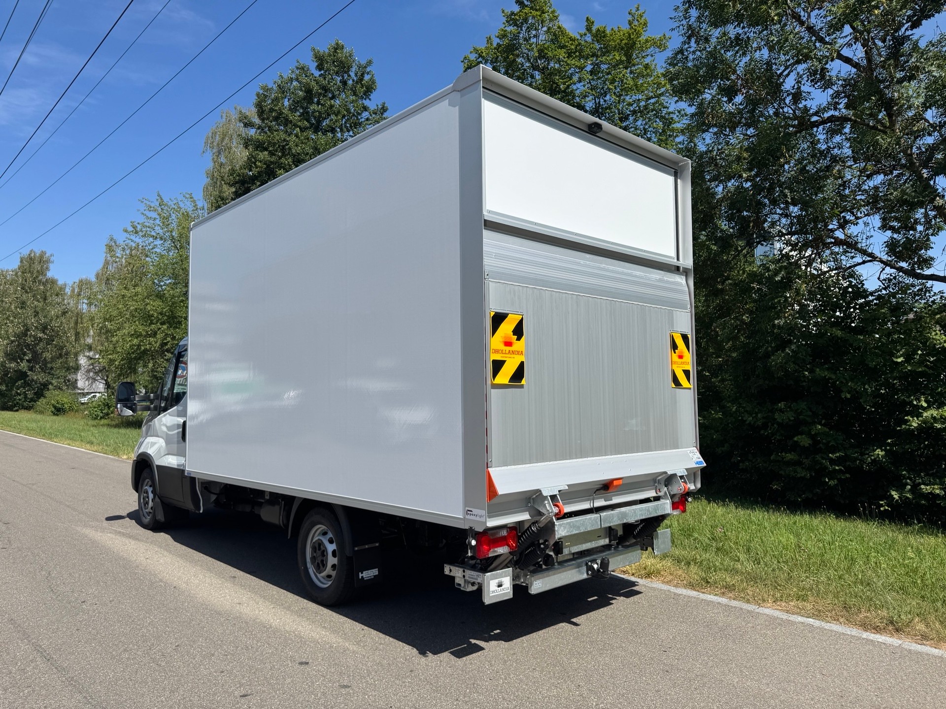 IVECO 35S18HA8 inkl. Kofferaufbau und Hebebühne-image-1