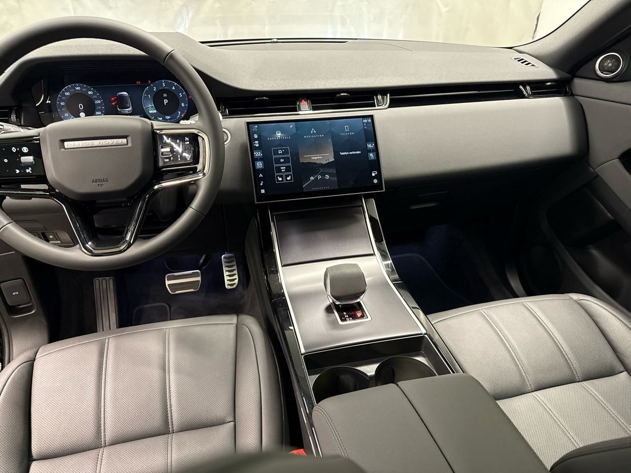 LAND ROVER Range Rover Evoque P 270e Dynamic SE AT9-image-8